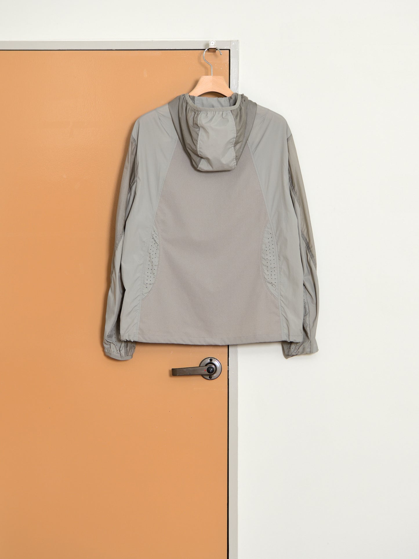 HIKING PATROL ハイキングパトロール SS26007 ORBIT LT TECHNICAL JACKET サンド ベージュ ナイロンジャケット 北欧 ノルウェー アウトドア 都会 26SS 愛知県 名古屋 丸の内 セレクトショップ THIRD PLACE サードプレイス
