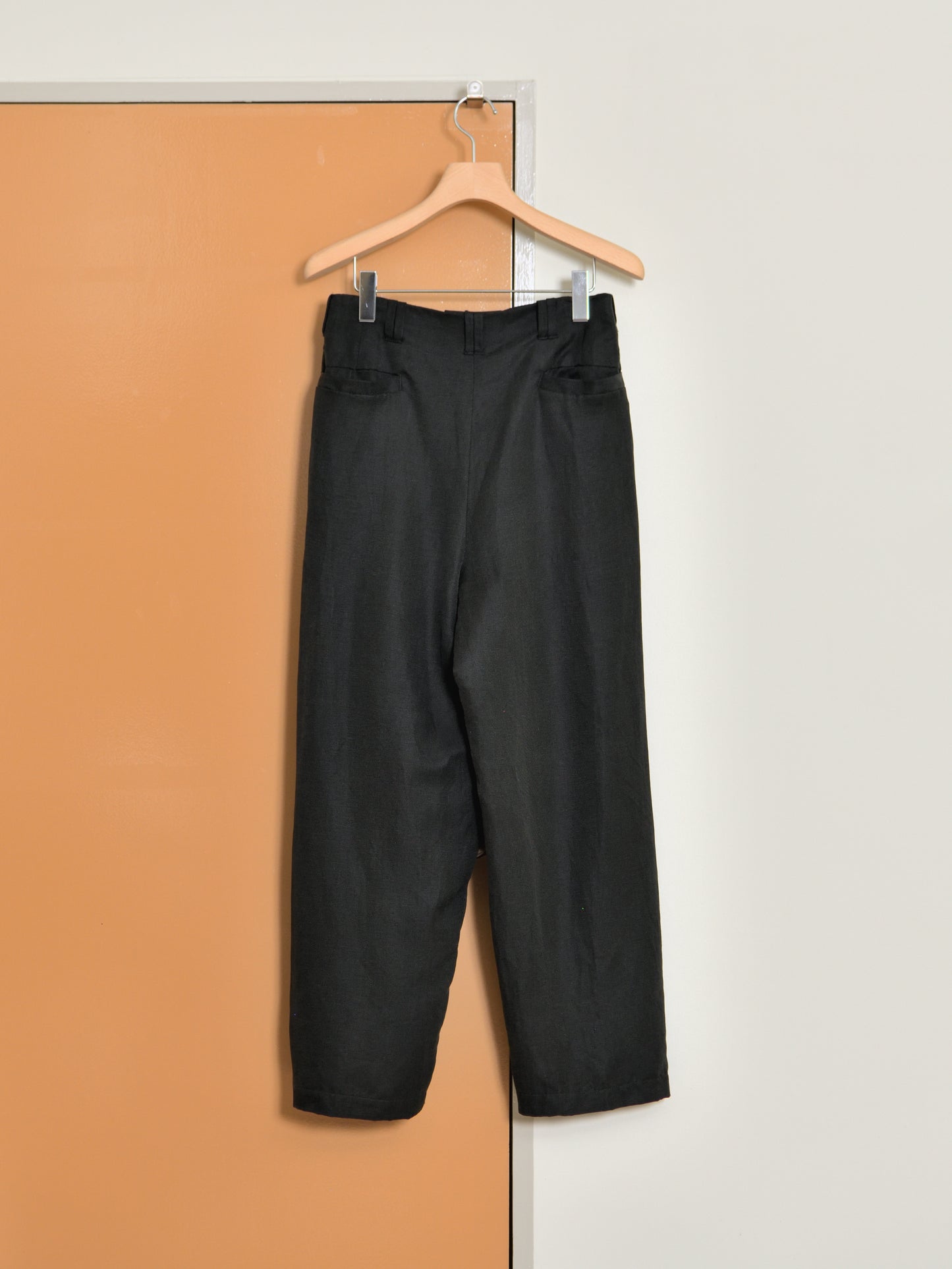 YOKE ヨーク Linen Silk Kersey 3Pleated Tapered Trousers YK26SS01209P ニット シルク リネン 26SS 日本取り扱い 名古屋 丸の内 セレクトショップ THIRD PLACE サードプレイス