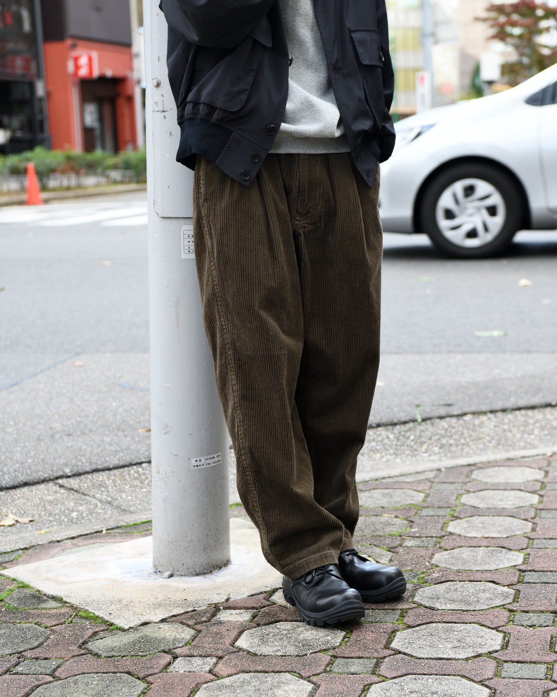 and wander アンドワンダー corduroy pants(KHAKI) コーデュロイパンツ 愛知県 名古屋 丸の内 セレクトショップ THIRD PLACE サードプレイス