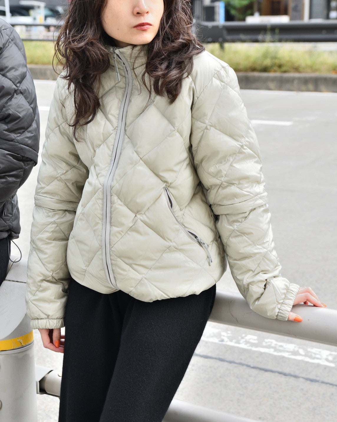 HIKING PATROL "BASE LT DOWN ZIP JACKET(SAND)"