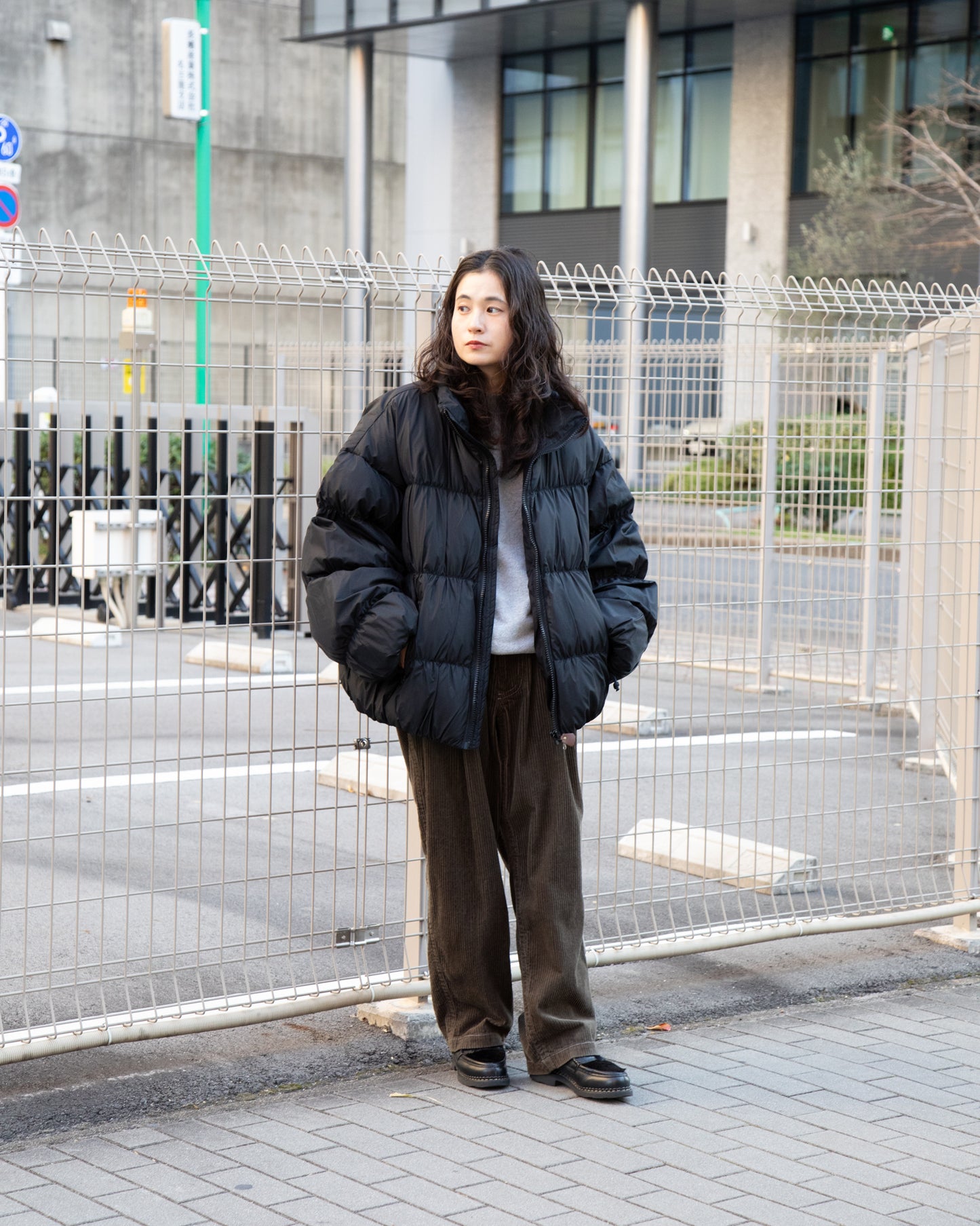 and wander アンドワンダー corduroy pants(KHAKI) コーデュロイパンツ 愛知県 名古屋 丸の内 セレクトショップ THIRD PLACE サードプレイス