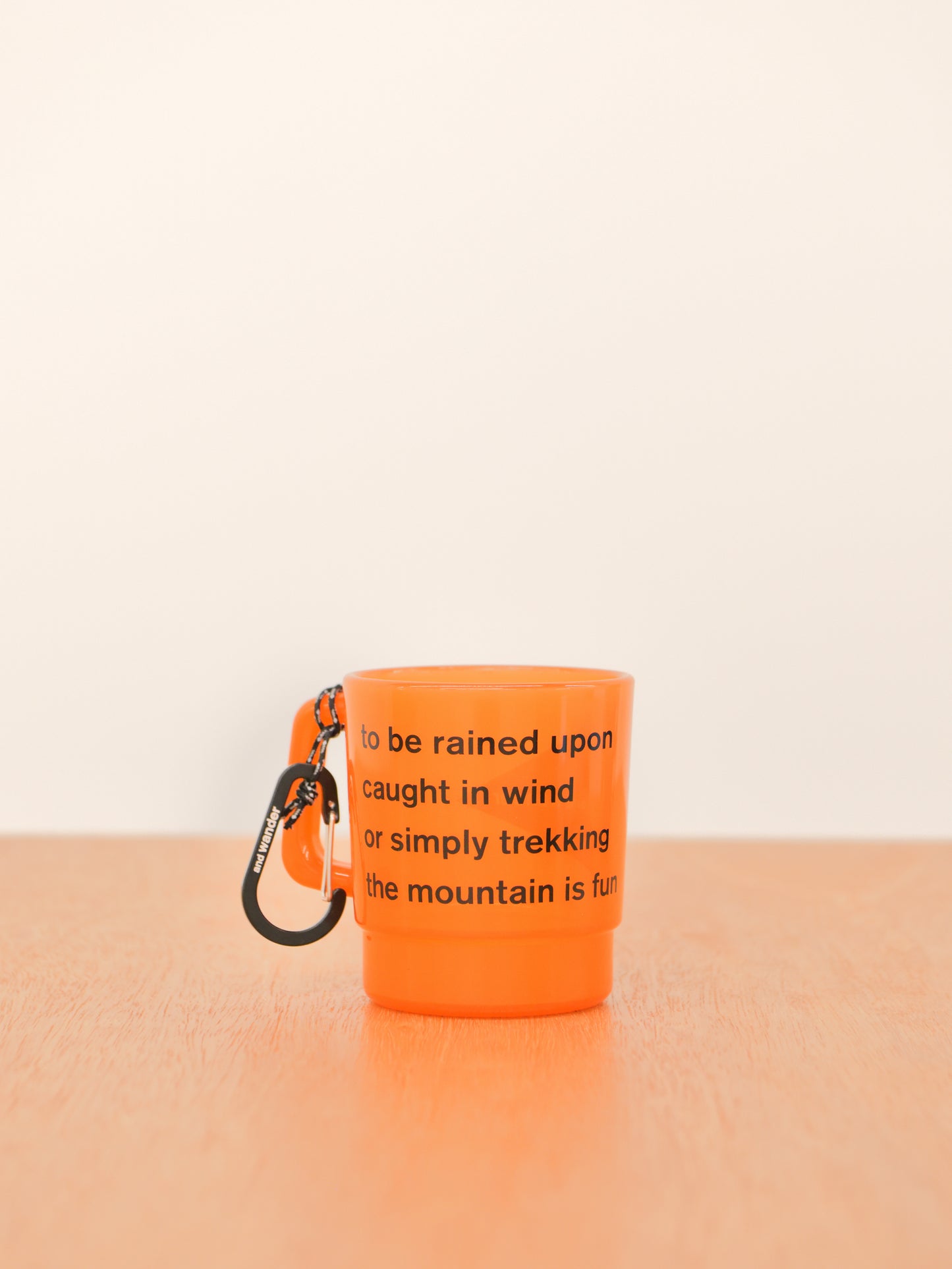 and wander アンドワンダー logo PP mug 574-4987701 マグカップ アウトドア 快適 オフホワイト offwhite チャコール charcoal オレンジ orange イエロー yellow ベージュ beige ブラック black パープル purple ブルー blue フェス 夏 日本 名古屋 セレクトショップ THIRD PLACE サードプレイス 名古屋 愛知県 東海 セレクトショップ THIRD PLACE サードプレイス