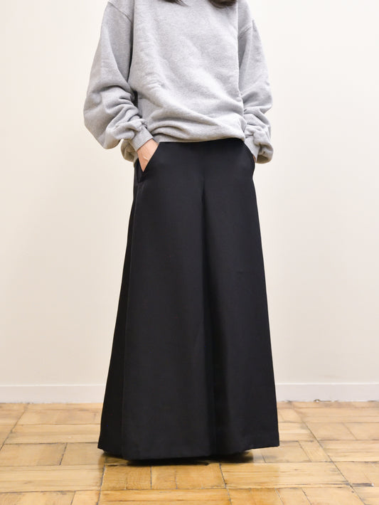 KAYLE NYLON STITCH LONG SKIRT K-1609 BLACK ブラック ナイロン レディース 26FW 日本取り扱い 名古屋 丸の内 セレクトショップ THIRD PLACE サードプレイス