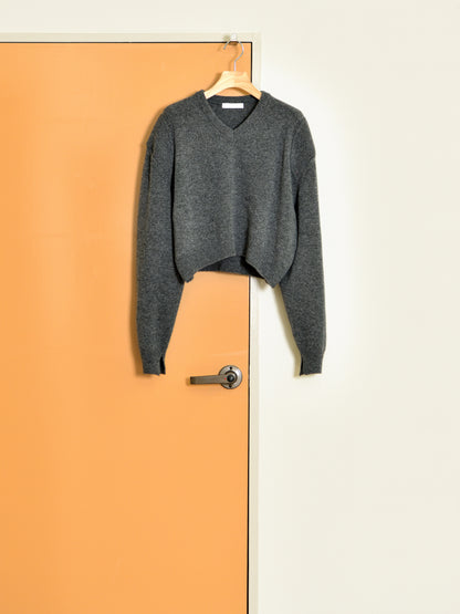 KAYLE ケイル PATCH PANEL V-NECK KNIT CHARCOAL K-2101 チャコール ニット メリノウール ウール レディース 26FW 日本取り扱い 名古屋 丸の内 セレクトショップ THIRD PLACE サードプレイス