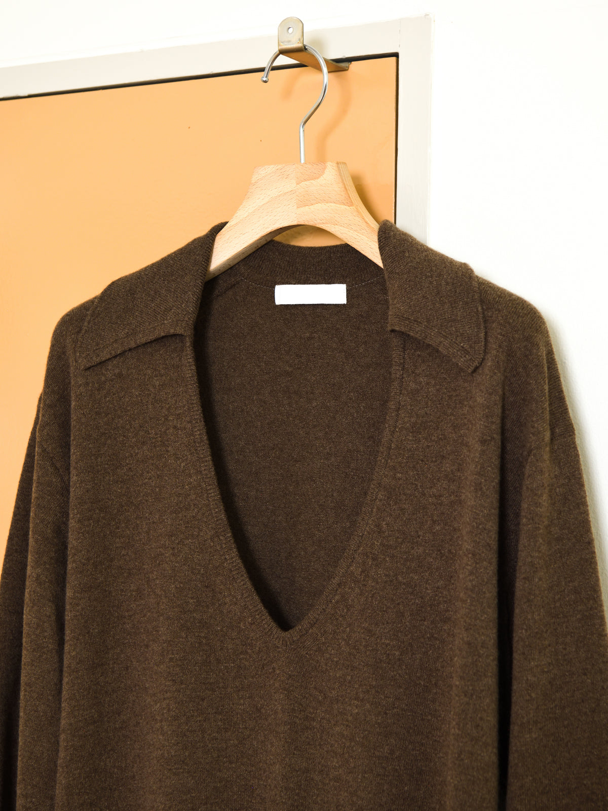 KAYLE ケイル COLLARED V-NECK KNIT BROWN K-2105 ブラウン メリノウール ウール レディース 26FW 日本取り扱い 名古屋 丸の内 セレクトショップ THIRD PLACE サードプレイス