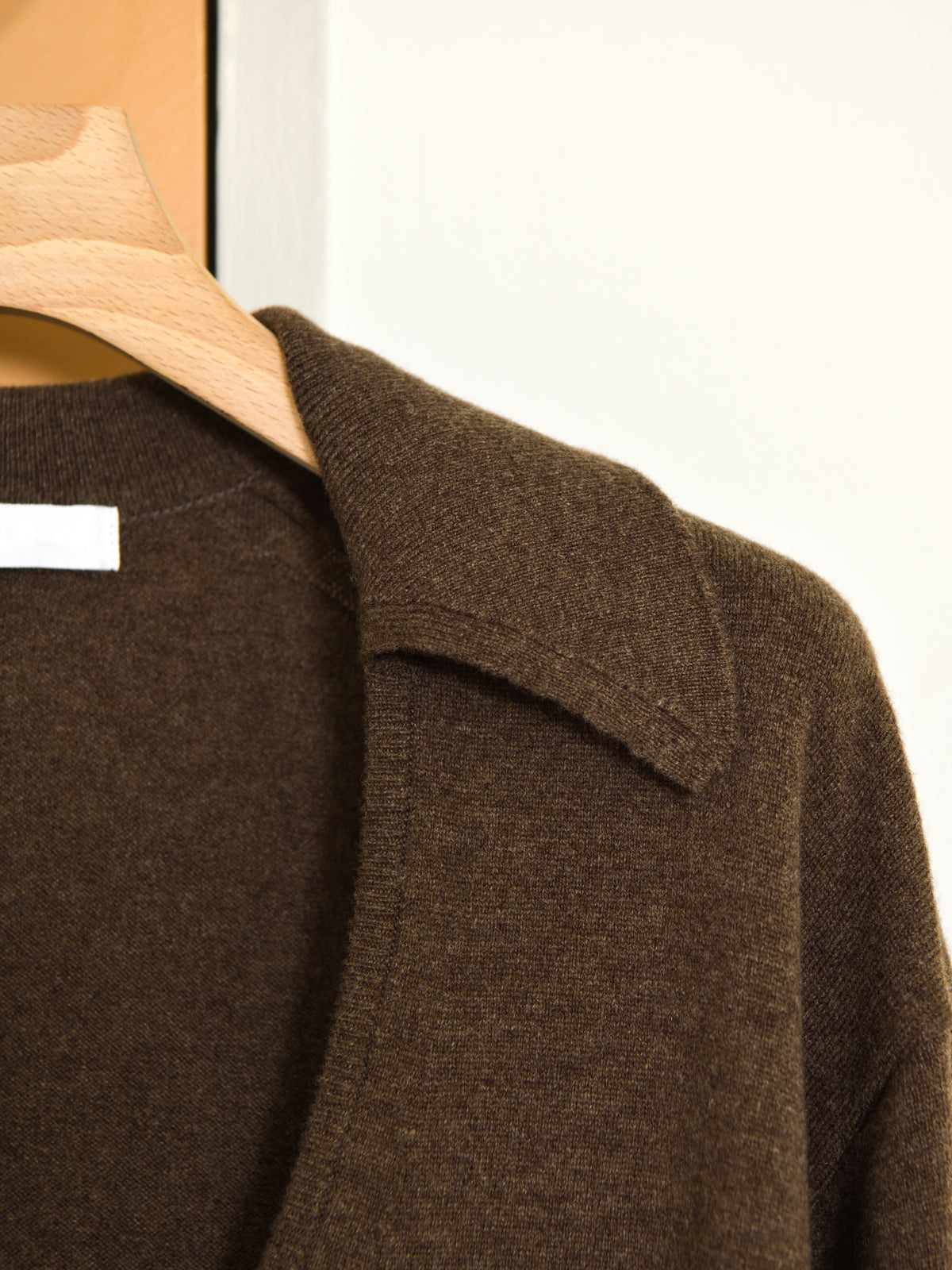 KAYLE ケイル COLLARED V-NECK KNIT BROWN K-2105 ブラウン メリノウール ウール レディース 26FW 日本取り扱い 名古屋 丸の内 セレクトショップ THIRD PLACE サードプレイス