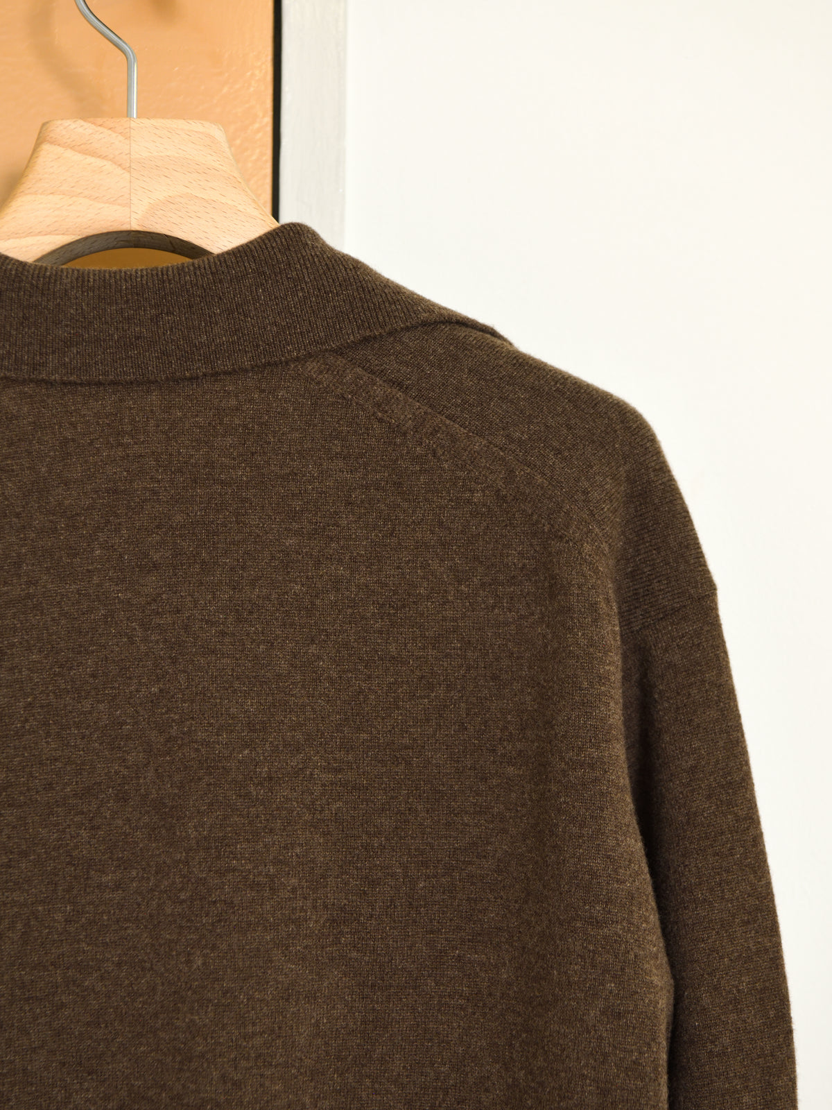 KAYLE ケイル COLLARED V-NECK KNIT BROWN K-2105 ブラウン メリノウール ウール レディース 26FW 日本取り扱い 名古屋 丸の内 セレクトショップ THIRD PLACE サードプレイス