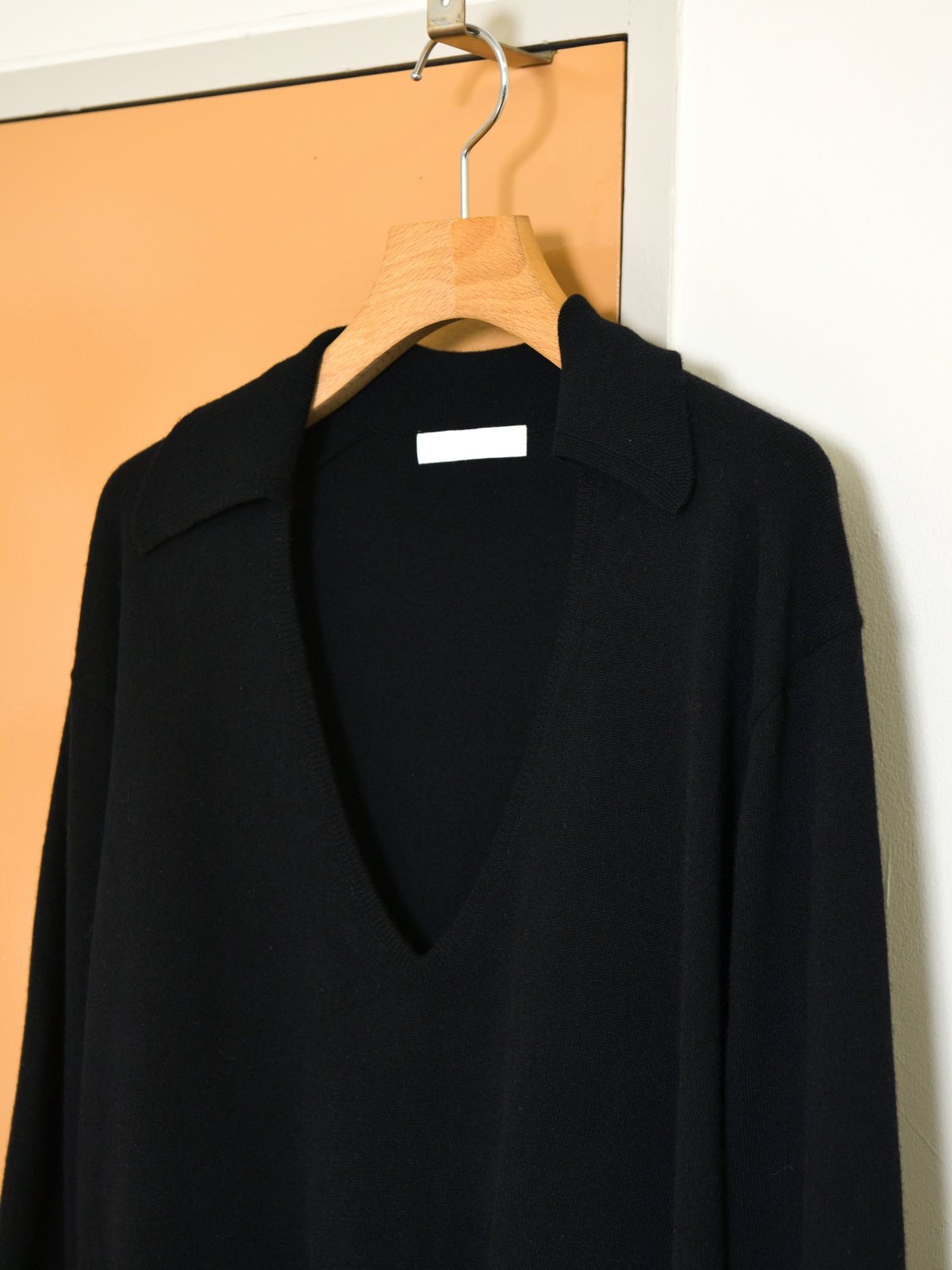 KAYLE ケイル COLLARED V-NECK KNIT BROWN K-2105 ブラック メリノウール ウール レディース 26FW 日本取り扱い 名古屋 丸の内 セレクトショップ THIRD PLACE サードプレイス