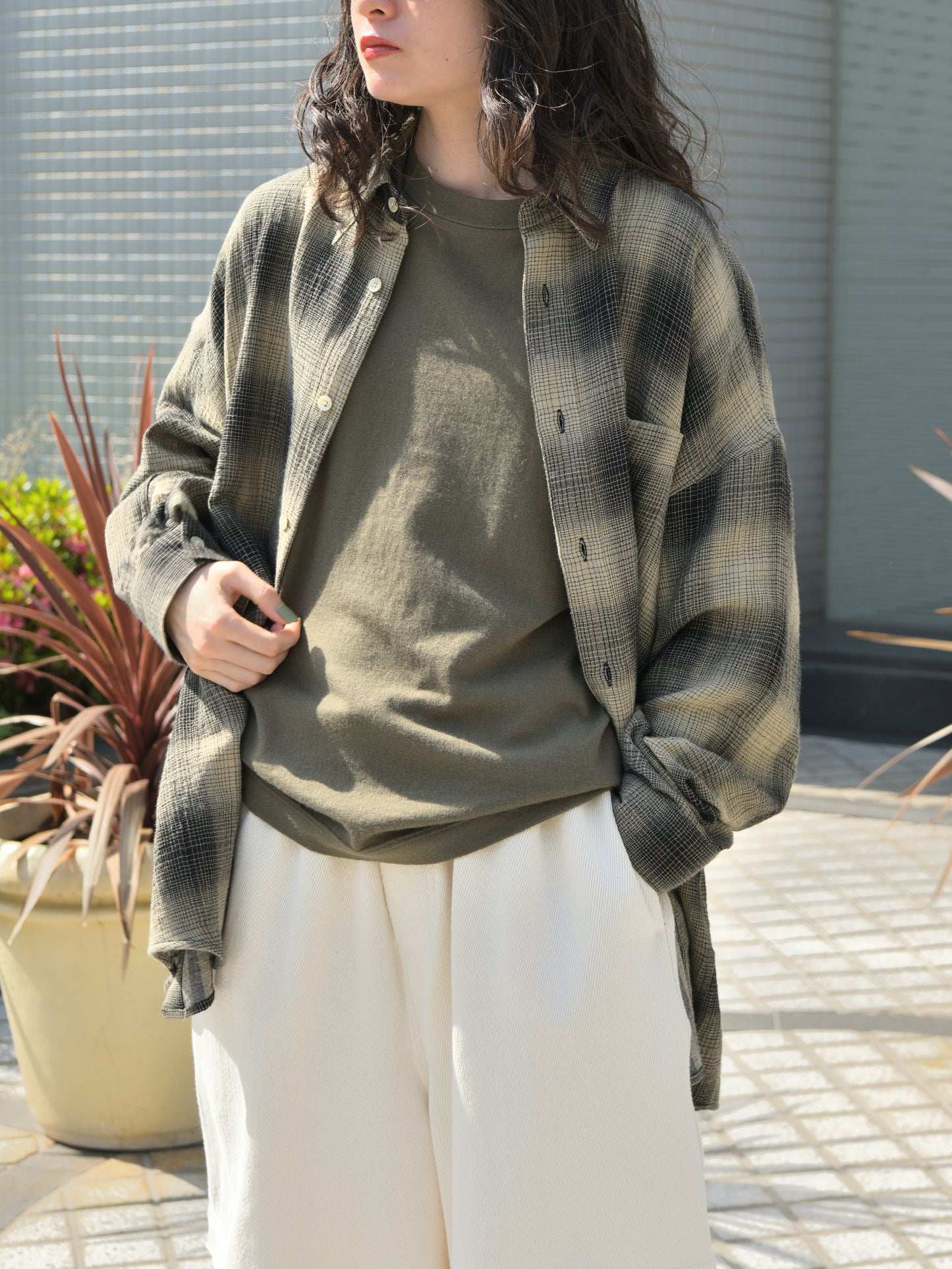 extreme cashmere エクストリームカシミヤ cuba n.268 ARMY アーミー オリーブ カシミヤ コットン ユニセックス オランダ 26SS 日本取り扱い 名古屋 丸の内 セレクトショップ THIRD PLACE サードプレイス