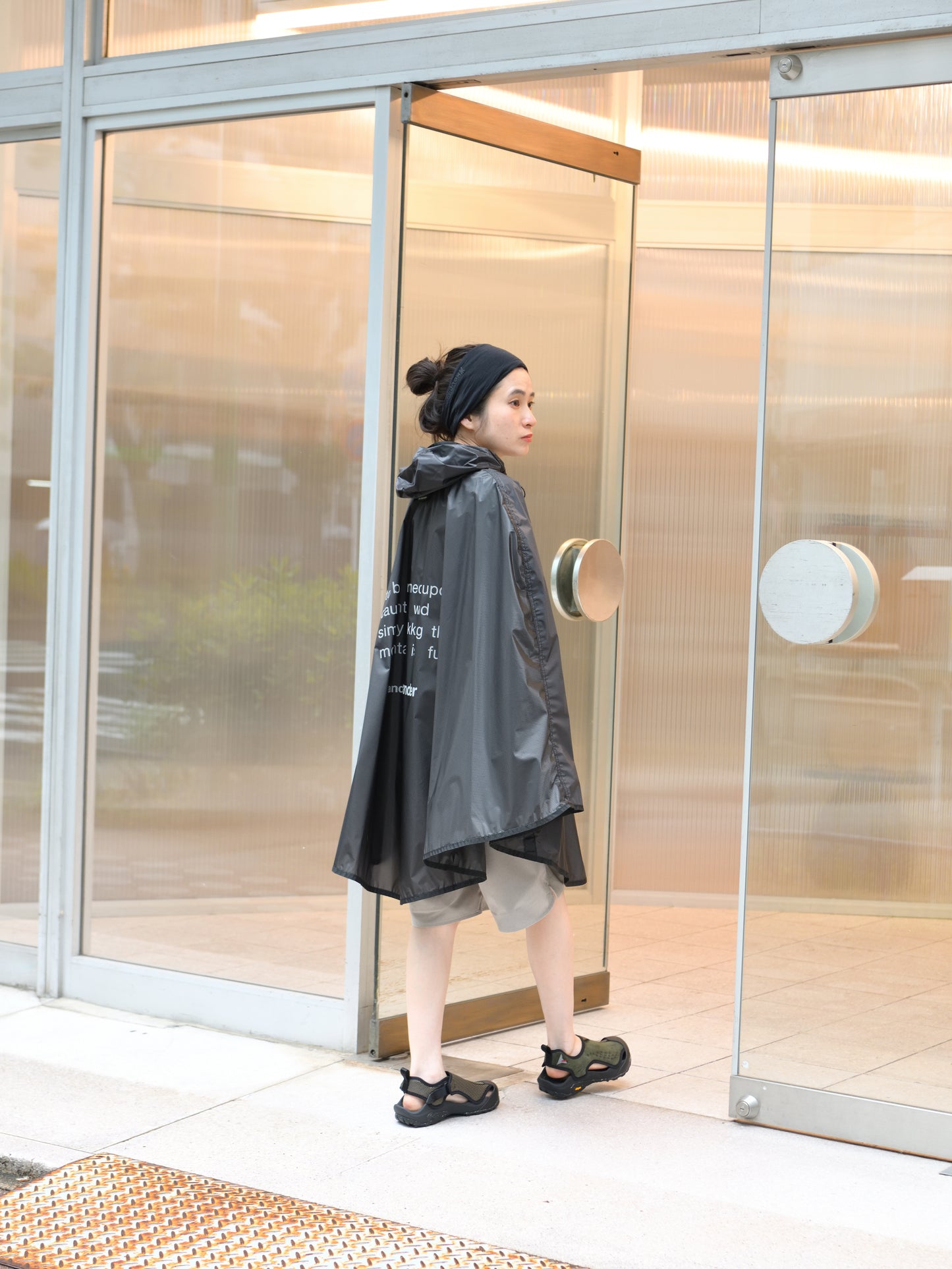and wander アンドワンダー sil poncho 574-5977217 ポンチョ CORDURA コーデュラ アウトドア 快適 lightberge ライトベージュ 日本 名古屋 セレクトショップ THIRD PLACE サードプレイス 名古屋 愛知県 東海 セレクトショップ THIRD PLACE サードプレイス