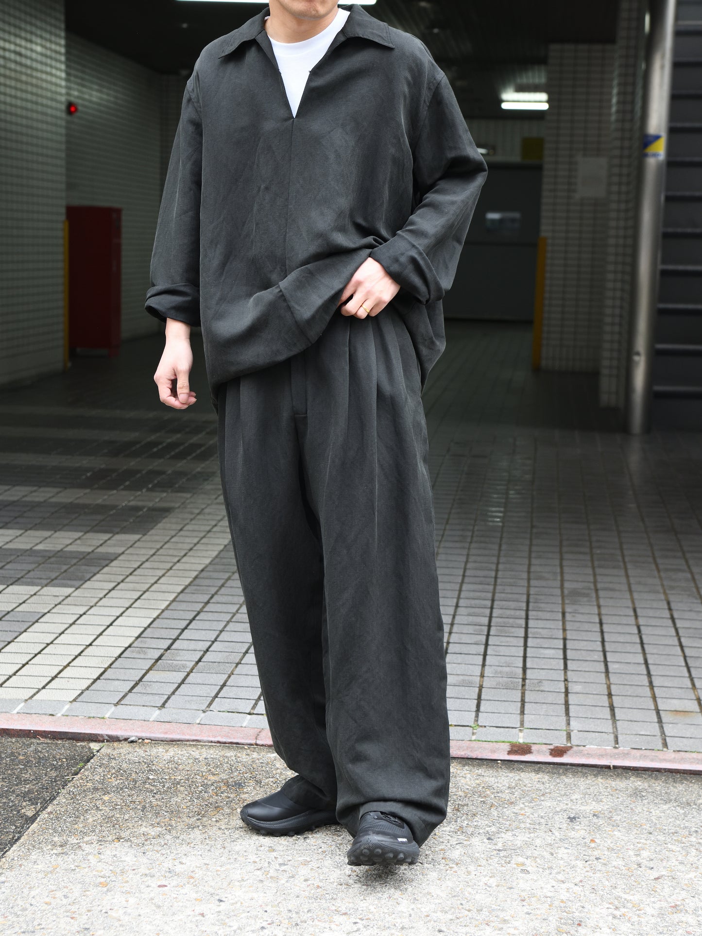 YOKE ヨーク Linen Silk Kersey 3Pleated Tapered Trousers YK26SS01209P ニット シルク リネン 26SS 日本取り扱い 名古屋 丸の内 セレクトショップ THIRD PLACE サードプレイス