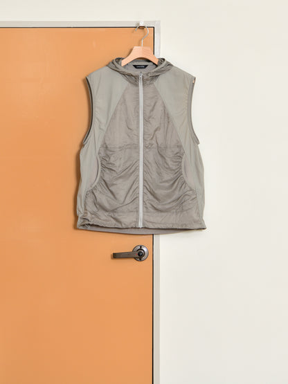 HIKING PATROL ハイキングパトロール SS26008 ORBIT LT TECHNICAL VEST  サンド ベージュ ナイロンベスト 北欧 ノルウェー アウトドア 都会 26SS 愛知県 名古屋 丸の内 セレクトショップ THIRD PLACE サードプレイス