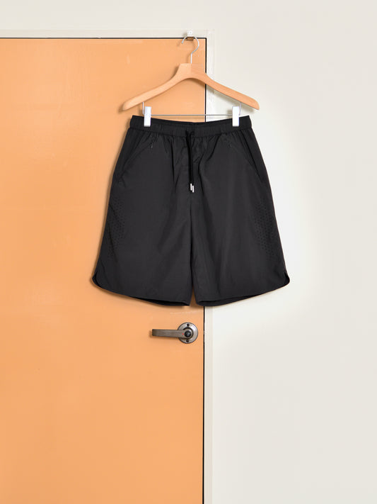 HIKING PATROL ハイキングパトロール SS26205 ORBIT LT TECHNICAL SHORTS  チャコール ブラック ナイロンショーツ 北欧 ノルウェー アウトドア 都会 26SS 愛知県 名古屋 丸の内 セレクトショップ THIRD PLACE サードプレイス