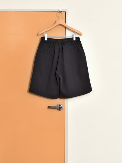 HIKING PATROL ハイキングパトロール SS26205 ORBIT LT TECHNICAL SHORTS  チャコール ブラック ナイロンショーツ 北欧 ノルウェー アウトドア 都会 26SS 愛知県 名古屋 丸の内 セレクトショップ THIRD PLACE サードプレイス