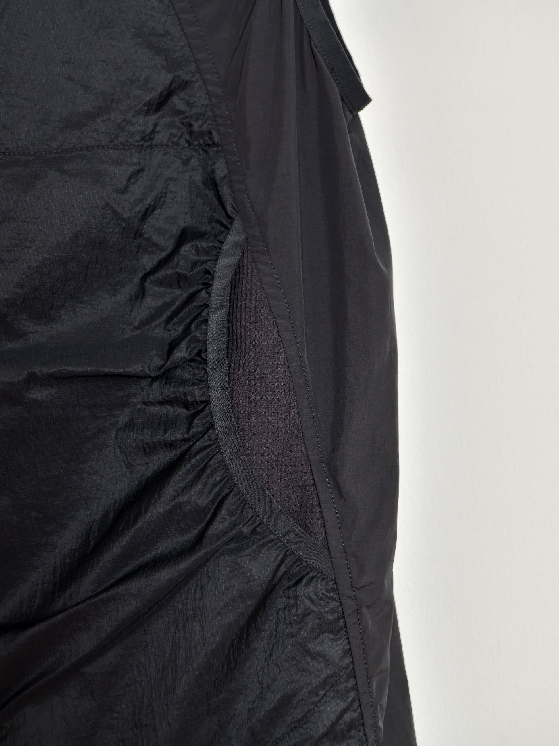 HIKING PATROL ハイキングパトロール SS26008 ORBIT LT TECHNICAL VEST  チャコール ブラック ナイロンベスト 北欧 ノルウェー アウトドア 都会 26SS 愛知県 名古屋 丸の内 セレクトショップ THIRD PLACE サードプレイス