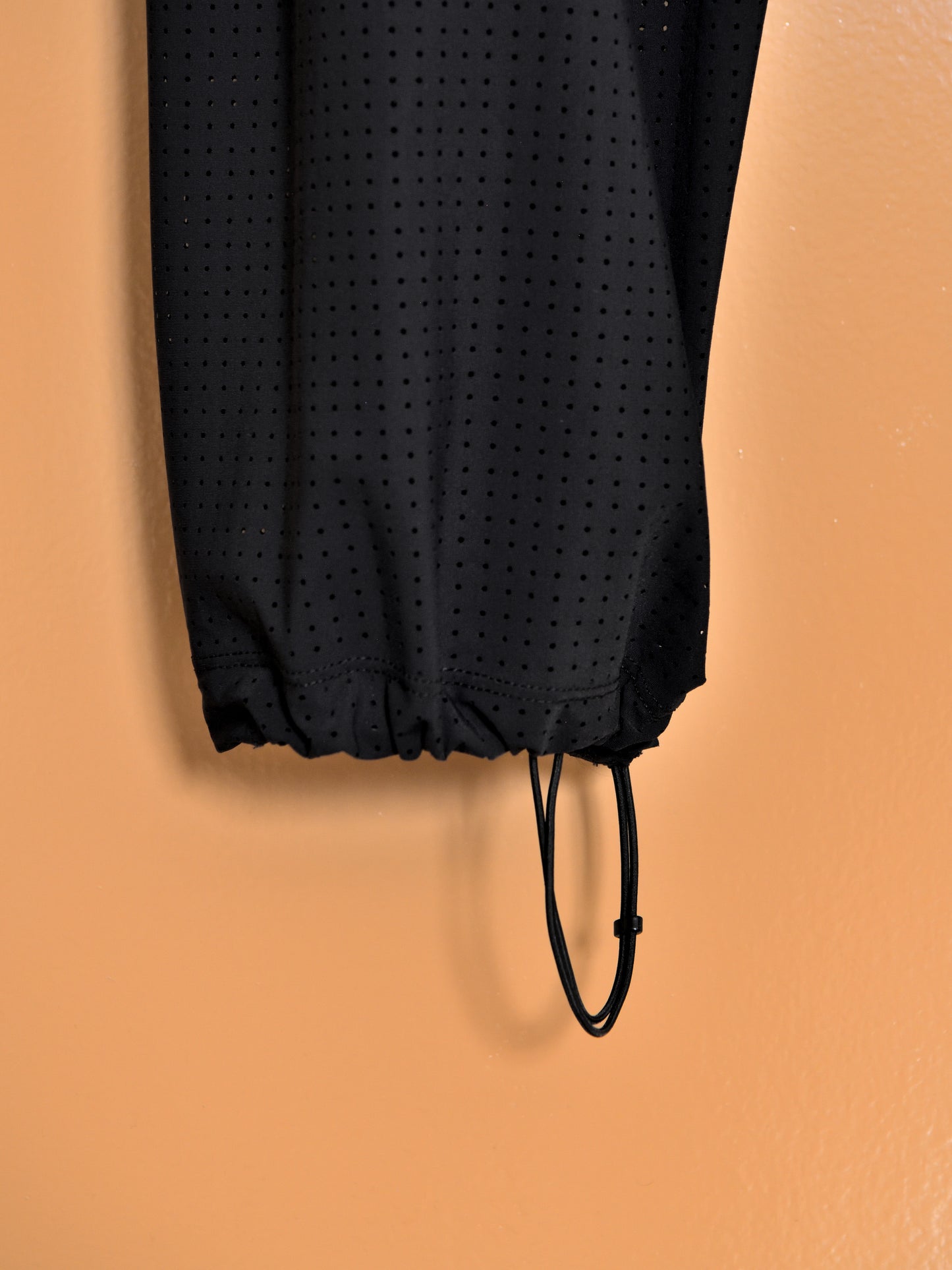 SATISFY サティスファイ Space-O Jogger Pants 12049-00000 パンツ ランニング イタリア フランス 26ss JETBLACK ジェットブラック ブラック 通販 愛知県 名古屋 丸の内 セレクトショップ THIRD PLACE サードプレイス
