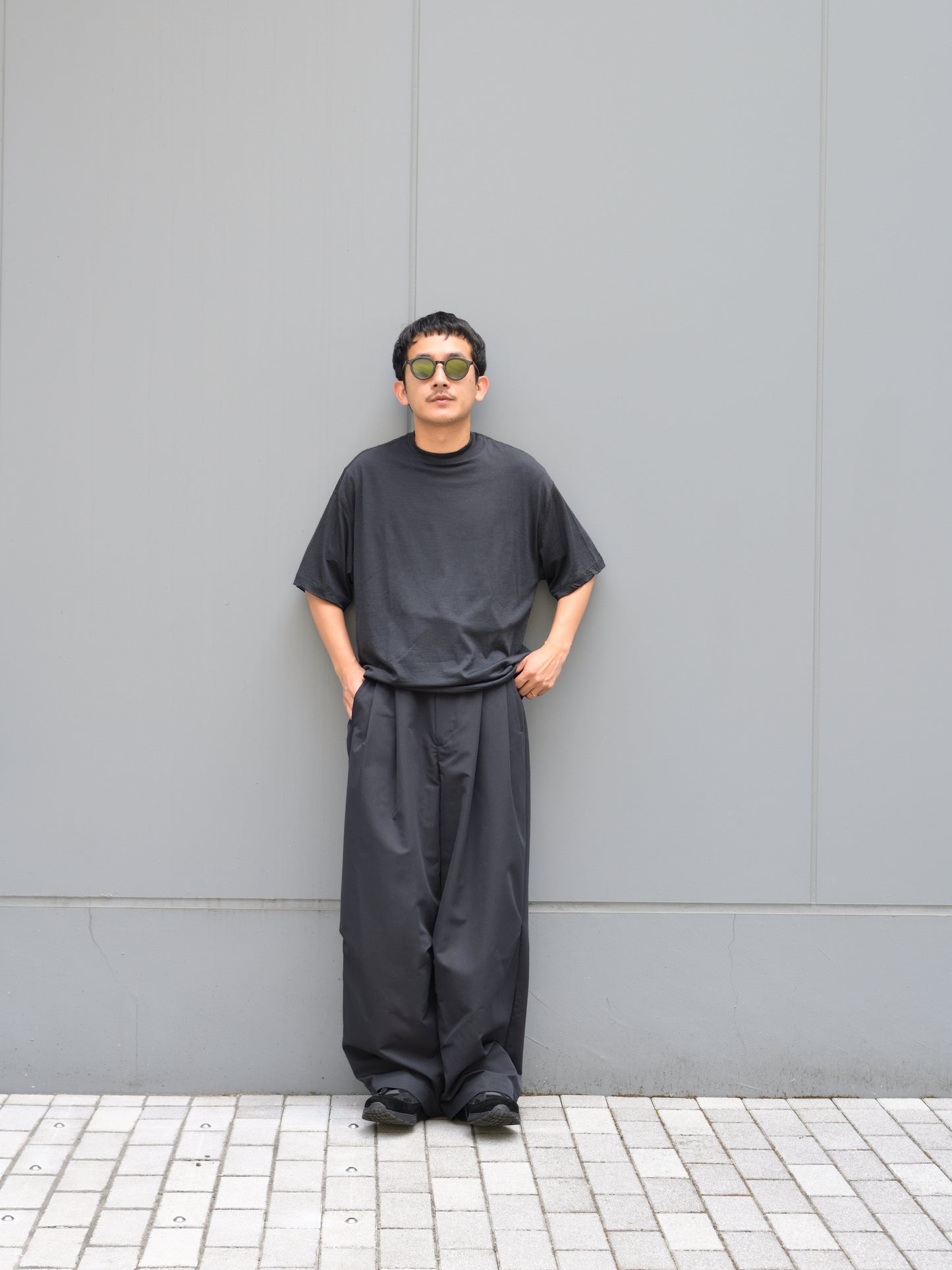 Antwort アントワート SMOOTH TAFTA DRAPE TUCK PANTS ANT-PT002 ポリエステル 通年 GRAY グレー BLACK ブラック 26AW 愛知県 名古屋 丸の内 セレクトショップ THIRD PLACE サードプレイス