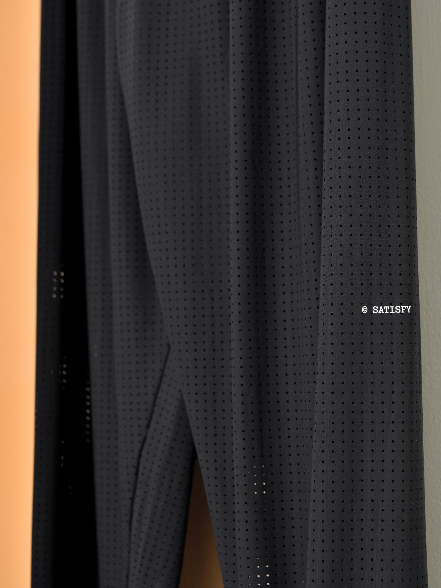 SATISFY サティスファイ Space-O Jogger Pants 12049-00000 パンツ ランニング イタリア フランス 26ss JETBLACK ジェットブラック ブラック 通販 愛知県 名古屋 丸の内 セレクトショップ THIRD PLACE サードプレイス