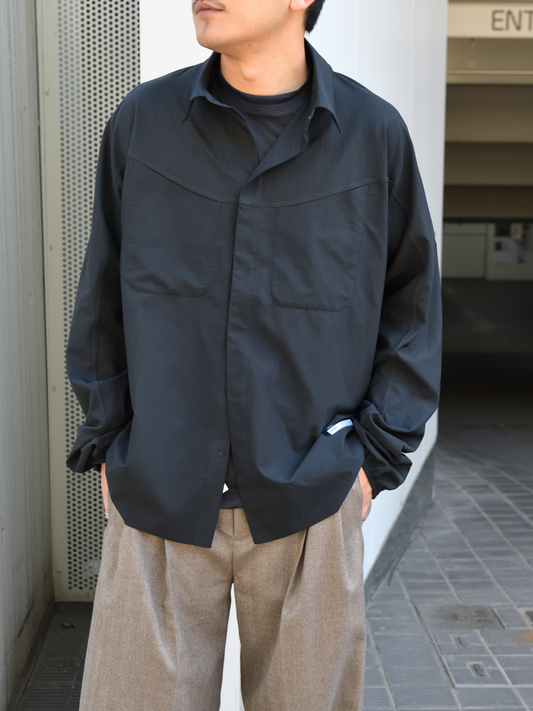 SATISFY サティスファイ Peace Shell River Shirt BLACK 黒 ポリエステル シャツ スナップボタン ランニング レギュラーカラー アウトドア 26FW 日本取り扱い 名古屋 丸の内 セレクトショップ THIRD PLACE サードプレイス