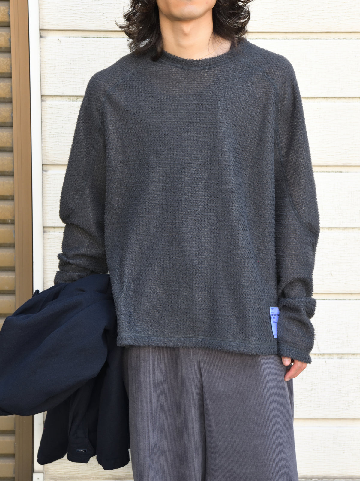 SATISFY サティスファイ FuzzFleece AD Long Tee PHANTOM 11067-88000 ブラック グレー POLYESTER ポリエステル Polartec ポーラテック フリース インナー インサレーション フランス パリ paris 26FW 日本取り扱い 名古屋 丸の内 セレクトショップ THIRD PLACE サードプレイス