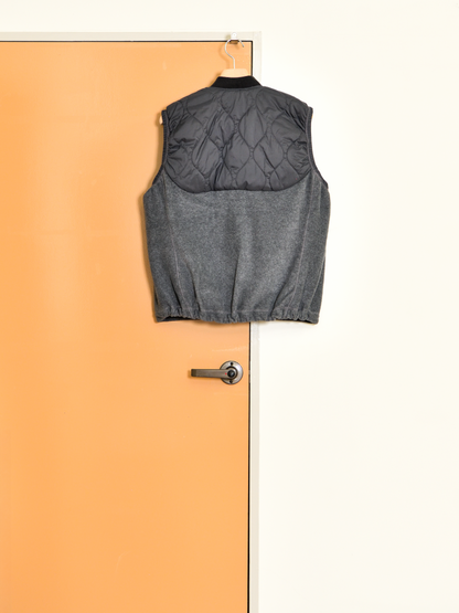 andwander アンドワンダー quilting fleece vest 574-6281041 GRAY グレー フリース ベスト ナイロン アウトドア 登山 キャンプ 26FW 日本取り扱い 名古屋 丸の内 セレクトショップ THIRD PLACE サードプレイス
