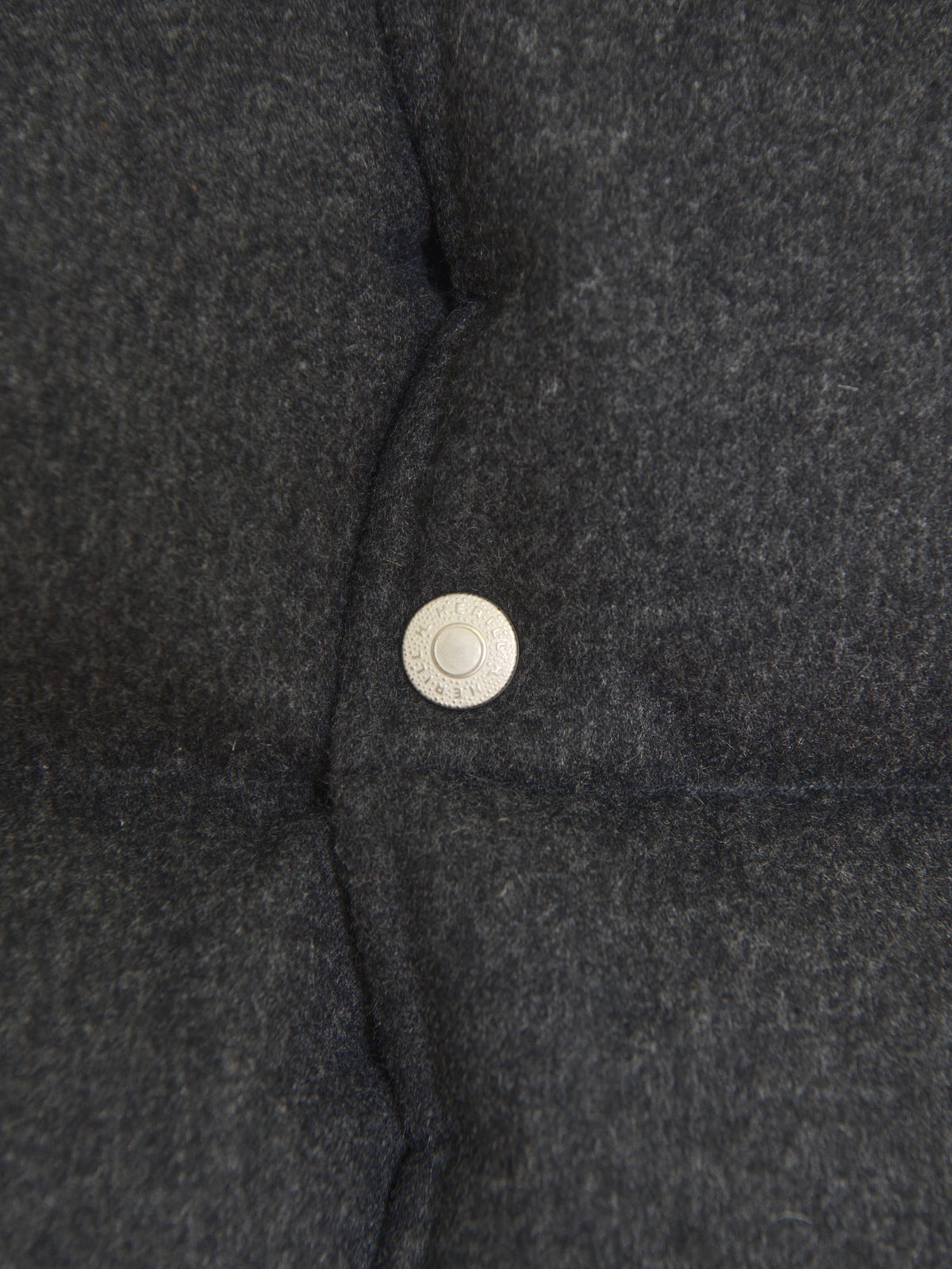 HERILL へリル Cashmere Woodchoppers Vest 26-011-HL-8350-30 CHARCOAL カシミヤ シルク ダウン DOWN ベスト 26FW 日本取り扱い 名古屋 丸の内 セレクトショップ THIRD PLACE サードプレイス