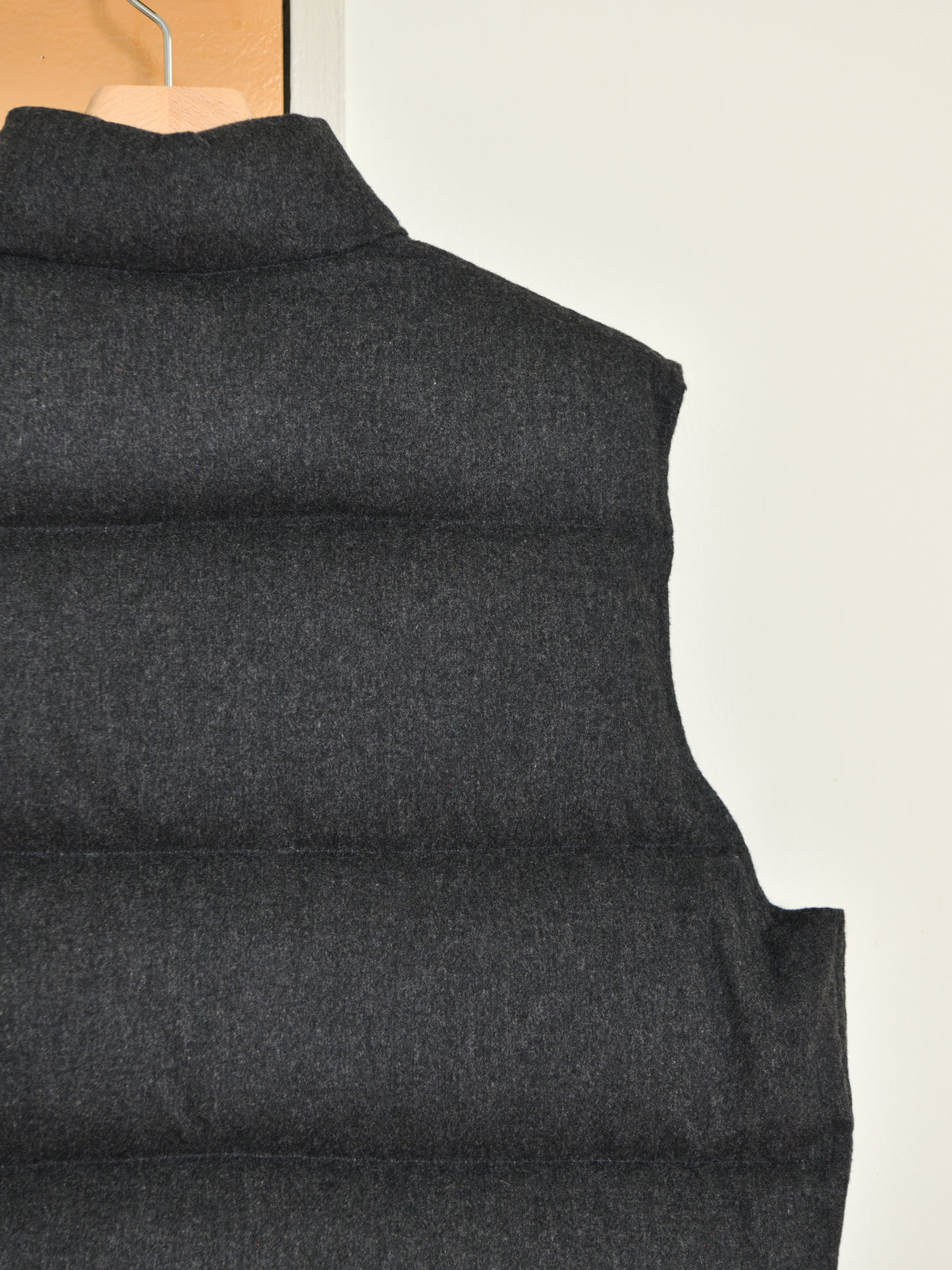 HERILL へリル Cashmere Woodchoppers Vest 26-011-HL-8350-30 CHARCOAL カシミヤ シルク ダウン DOWN ベスト 26FW 日本取り扱い 名古屋 丸の内 セレクトショップ THIRD PLACE サードプレイス