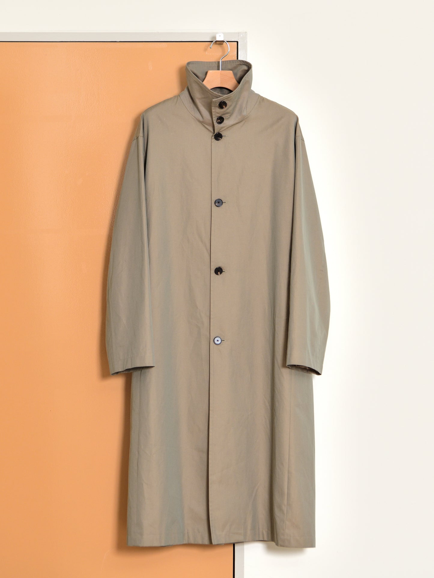de dam foundation デダムファンデーション Cotton Gabardine Trench Coat KHAKI カーキ コート ベーシック オランダ ユニセックス 26AW 愛知県 名古屋 丸の内 セレクトショップ THIRD PLACE サードプレイス