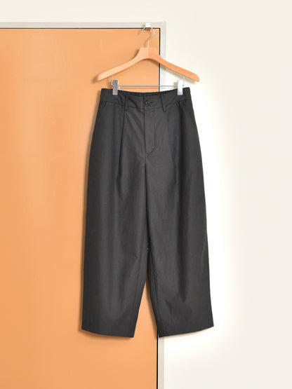 de dam foundation デダムファンデーション Nepped Cotton Trousers SUMI チャコール トラウザーズ セットアップ ベーシック オランダ ユニセックス 26AW 愛知県 名古屋 丸の内 セレクトショップ THIRD PLACE サードプレイス