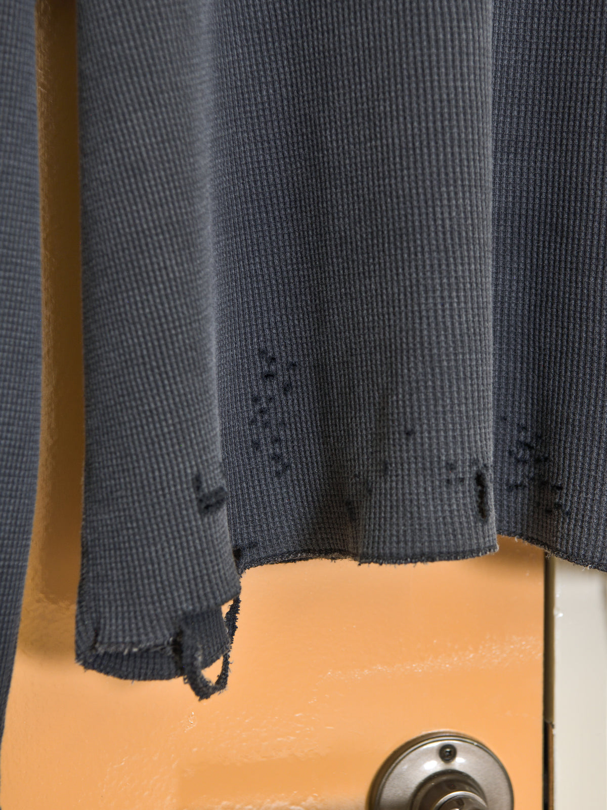 SATISFY サティスファイ MothTech Waffle Long Tee AGED BLACK 11113-00A01 ブラック ビンテージ加工 コットン COTTON フランス パリ paris 26FW 日本取り扱い 名古屋 丸の内 セレクトショップ THIRD PLACE サードプレイス