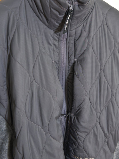 andwander アンドワンダー quilting fleece jacket 574-6281040 GRAY グレー フリース ジャケット ナイロン アウトドア 登山 キャンプ 26FW 日本取り扱い 名古屋 丸の内 セレクトショップ THIRD PLACE サードプレイス