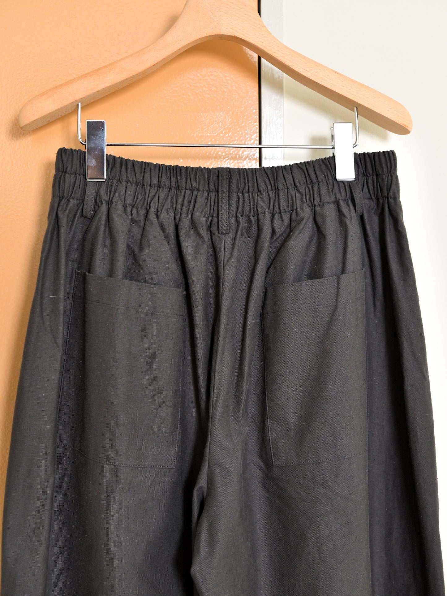 de dam foundation デダムファンデーション Nepped Cotton Trousers SUMI チャコール トラウザーズ セットアップ ベーシック オランダ ユニセックス 26AW 愛知県 名古屋 丸の内 セレクトショップ THIRD PLACE サードプレイス