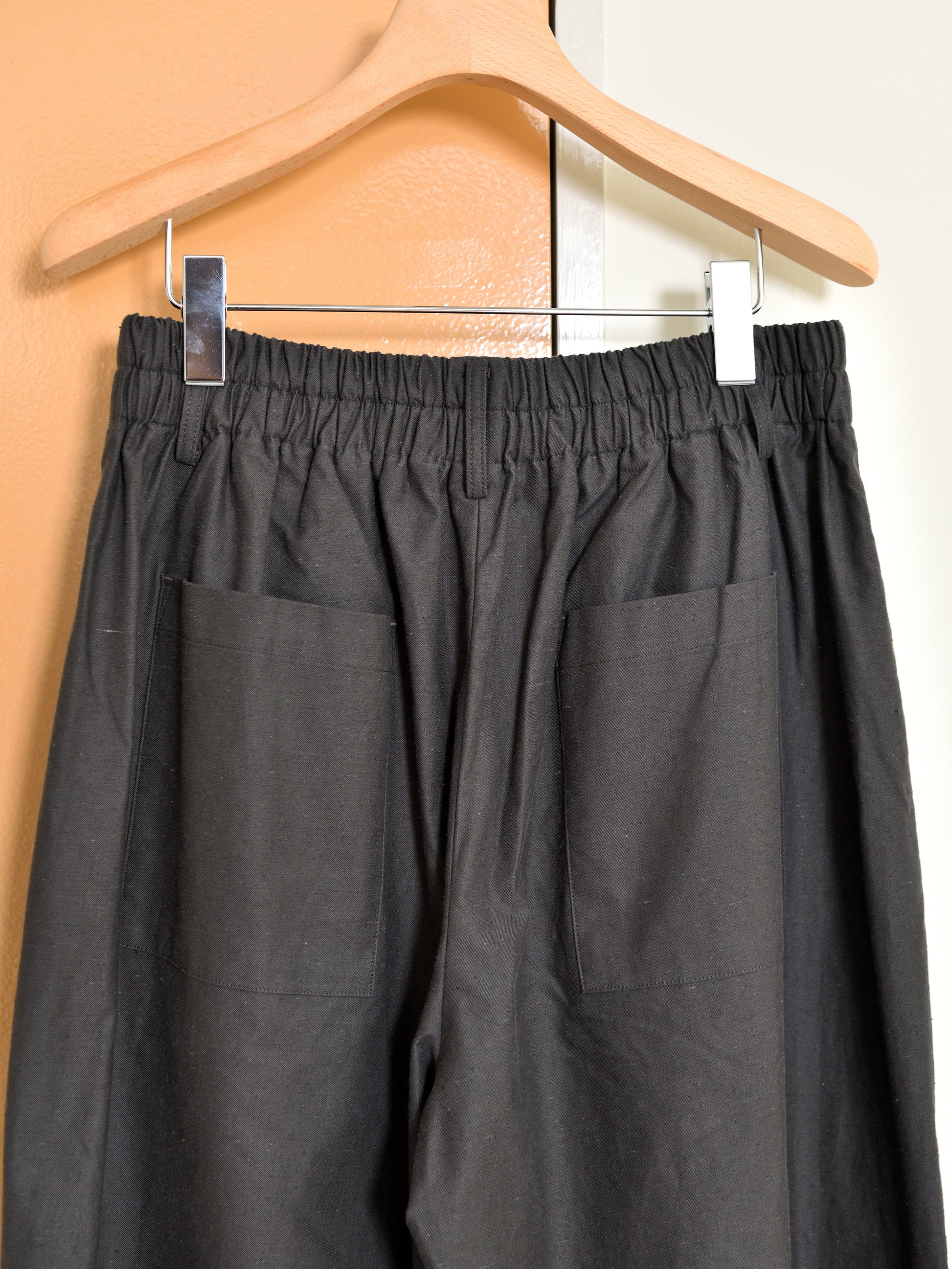 de dam foundation デダムファンデーション Nepped Cotton Trousers SUMI チャコール トラウザーズ セットアップ ベーシック オランダ ユニセックス 26AW 愛知県 名古屋 丸の内 セレクトショップ THIRD PLACE サードプレイス