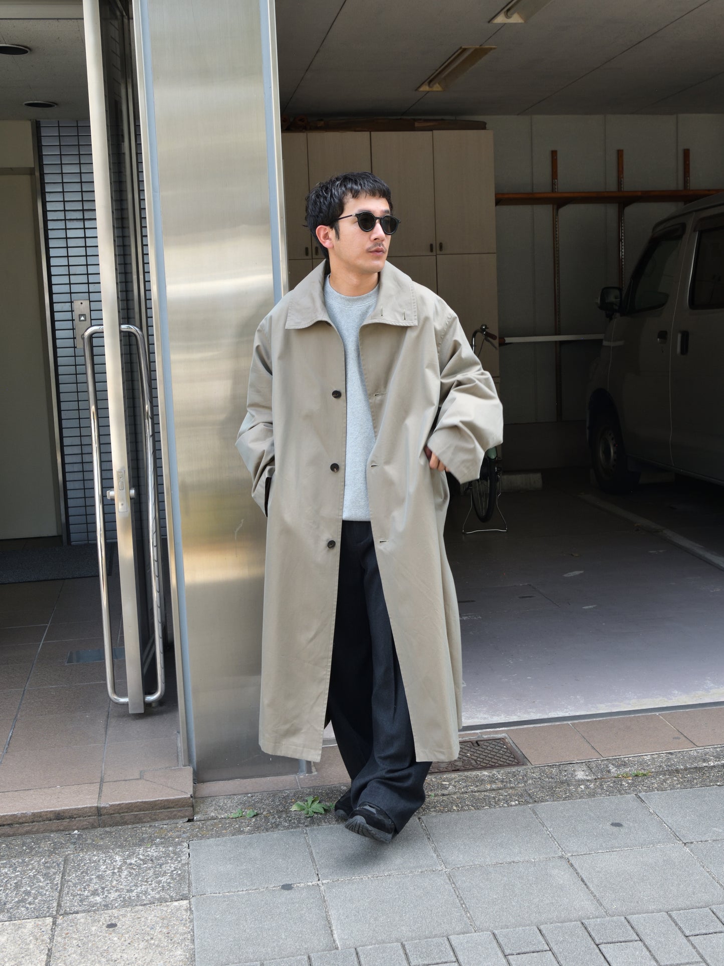 de dam foundation デダムファンデーション Cotton Gabardine Trench Coat KHAKI カーキ コート ベーシック オランダ ユニセックス 26AW 愛知県 名古屋 丸の内 セレクトショップ THIRD PLACE サードプレイス