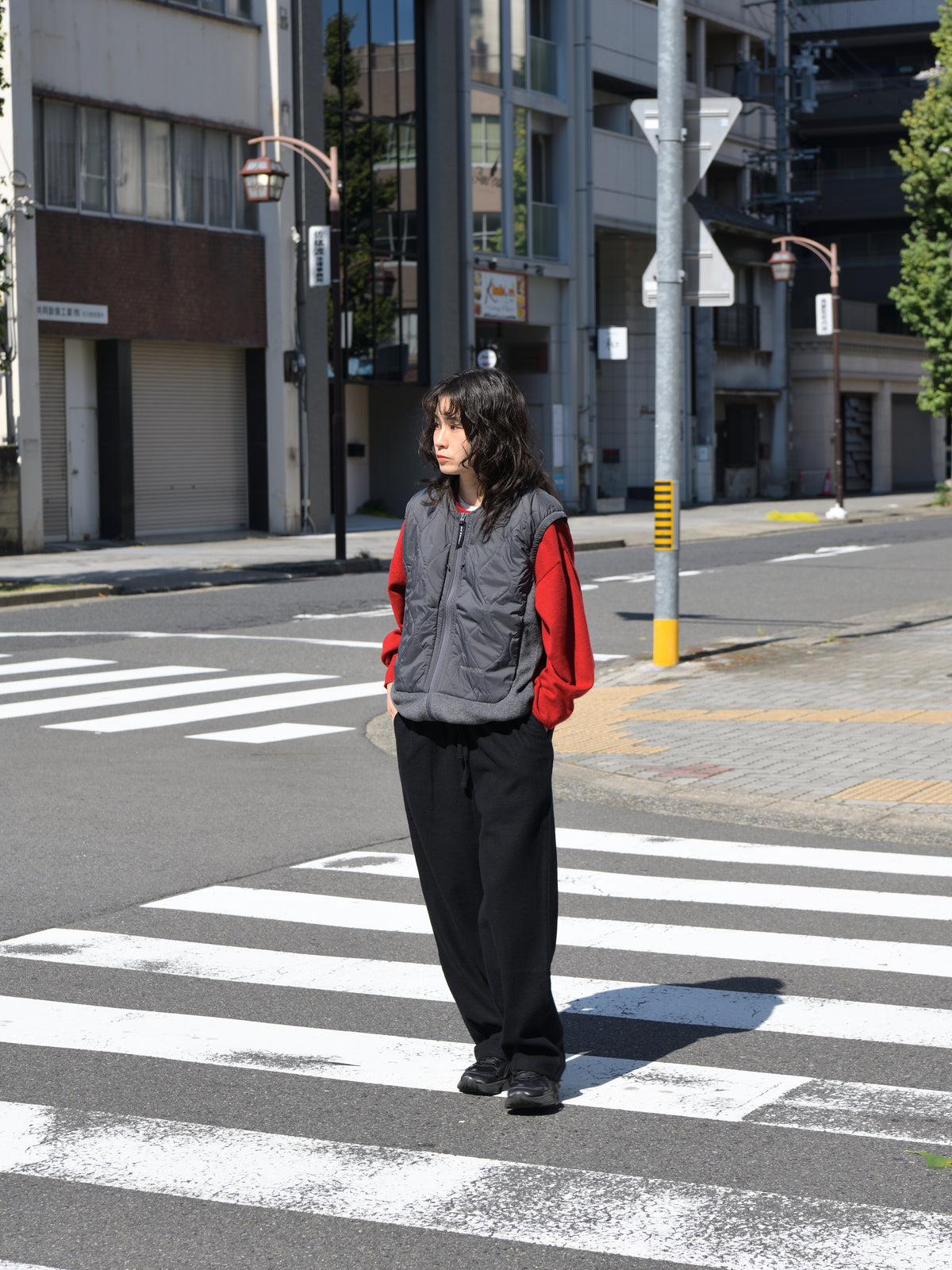 YOKE ヨーク Wool Cashmere Fleece Lounge Pants YK26FW01364P BLACK ブラック カシミア スウェット andwander アンドワンダー quilting fleece vest 574-6281041 GRAY グレー フリース ベスト ナイロン アウトドア 登山 キャンプ 26FW 日本取り扱い 名古屋 丸の内 セレクトショップ THIRD PLACE サードプレイス