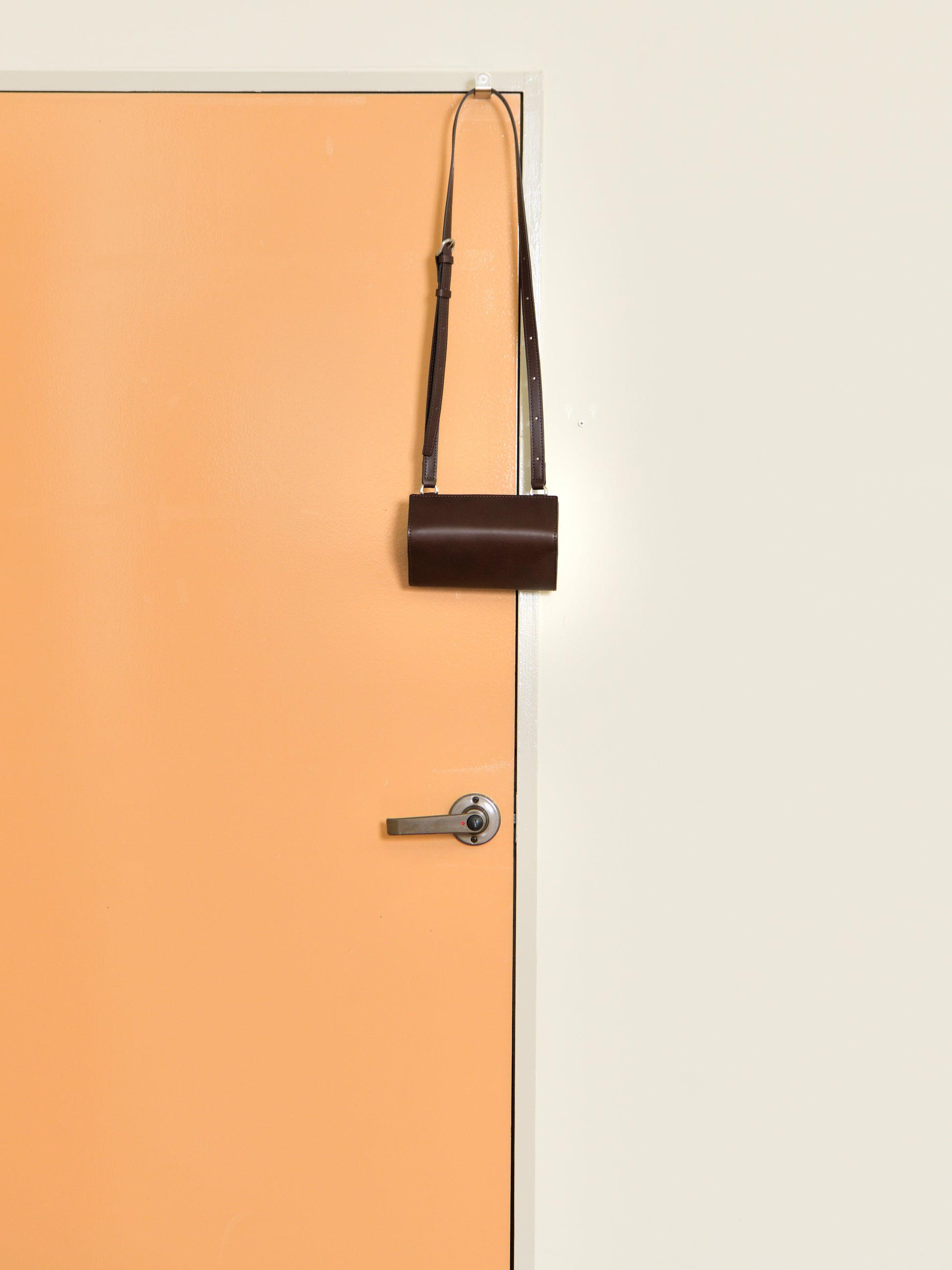 YOKE ヨーク TUCHIYA KABAN Camera Bag YK26FW01402A レザー カウ コラボ BROWN ブラウン 26FW 日本取り扱い 名古屋 丸の内 セレクトショップ THIRD PLACE サードプレイス