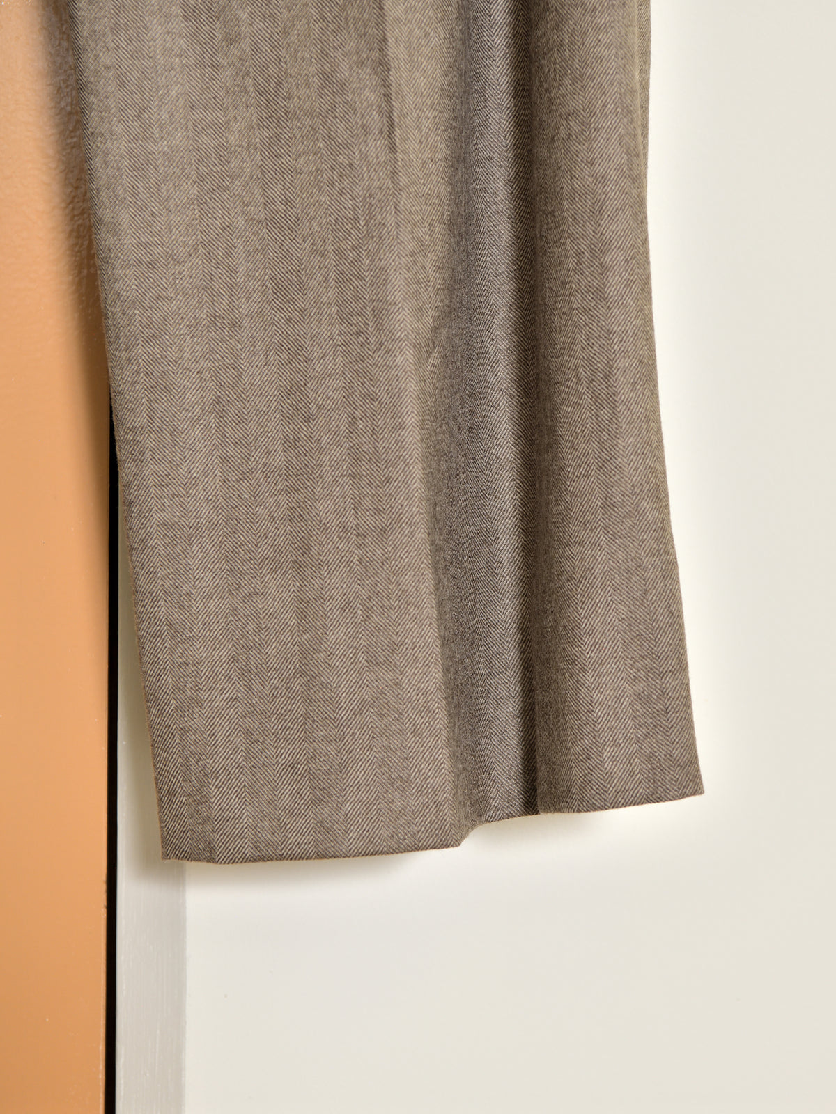 ISSUETHINGS イシューシングス 26b/118-w-00 別注 スラックス BLACK BEAGE ウール 26AW 愛知県 名古屋 丸の内 ユニセックス セレクトショップ THIRD PLACE サードプレイス