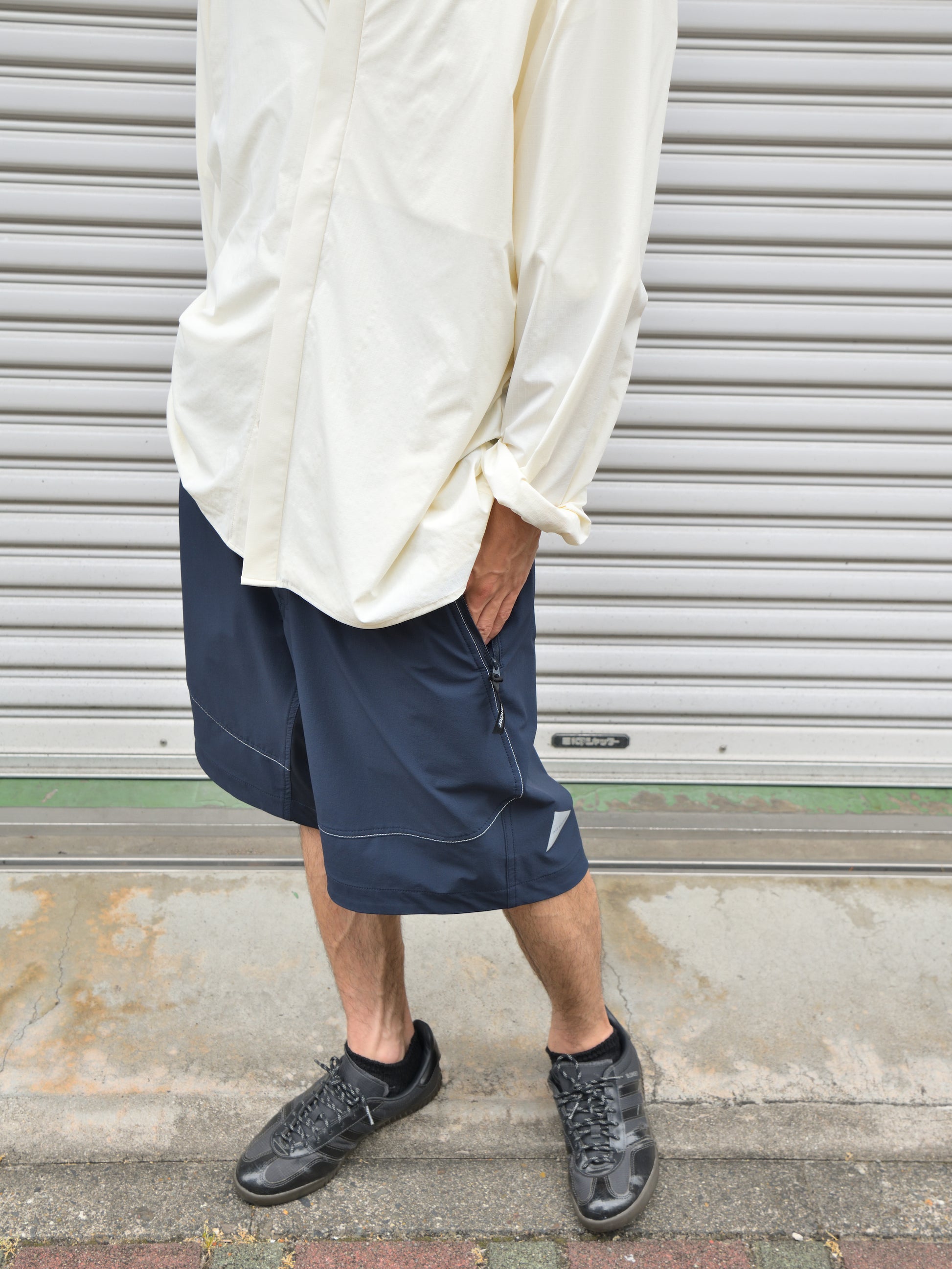 andwander trek short pants 574-6122009 ショーツ ネイビー  定番 HIKING PATROL ハイキングパトロール SS26108 ALIGN BUTTON UP SHIRT オフホワイト offwhite ナイロンジャケット 北欧 ノルウェー アウトドア 都会 26SS 愛知県 名古屋 丸の内 セレクトショップ THIRD PLACE サードプレイス