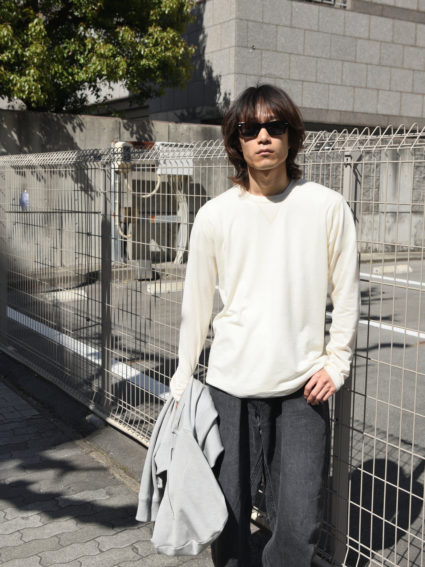 and wander アンドワンダー merino base LS T 574-6964026 メリノウール アウトドア 快適 オフホワイト offwhite 日本 名古屋 セレクトショップ THIRD PLACE サードプレイス 名古屋 愛知県 東海 セレクトショップ THIRD PLACE サードプレイス