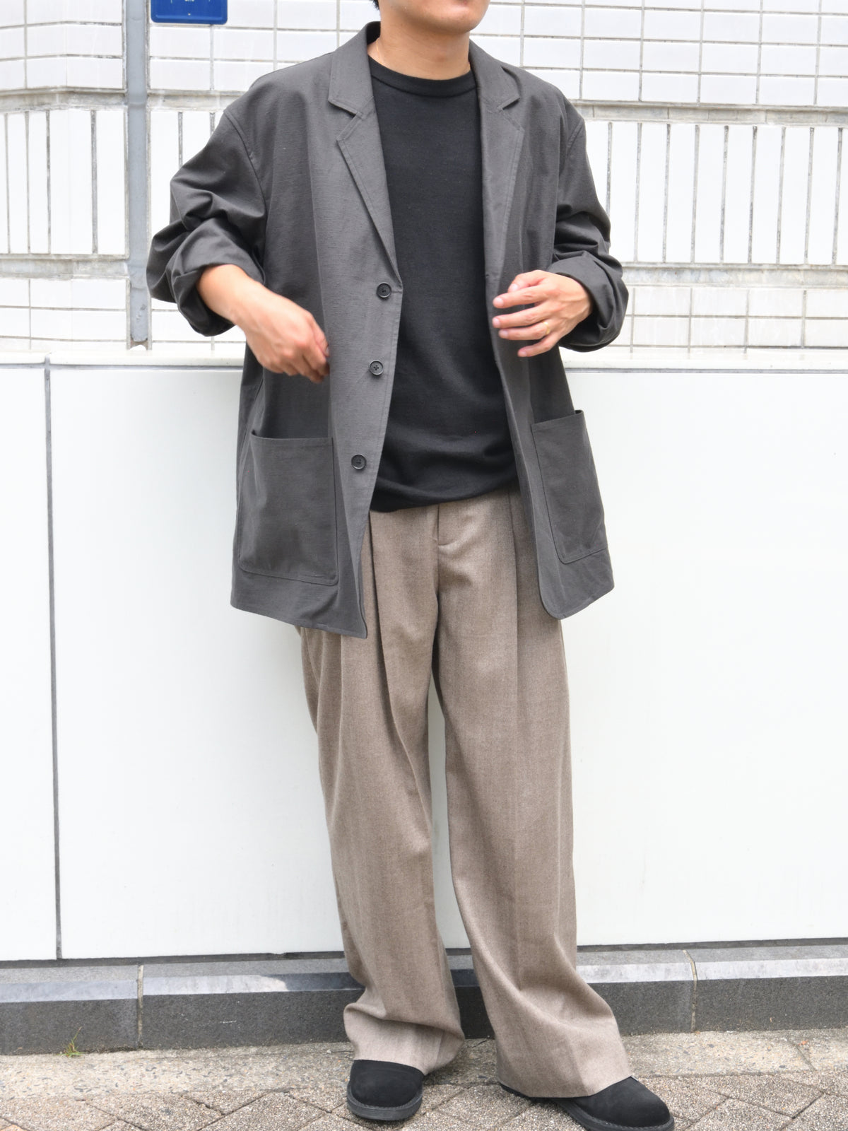 de dam foundation デダムファンデーション Nepped Cotton Jacket Nepped Cotton Trousers SUMI チャコール ジャケット セットアップ ベーシック オランダ ISSUETHINGS イシューシングス 26b/118-w-00 別注 スラックス BLACK BEAGE ウール 26AW 愛知県 名古屋 丸の内 ユニセックス セレクトショップ THIRD PLACE サードプレイス
