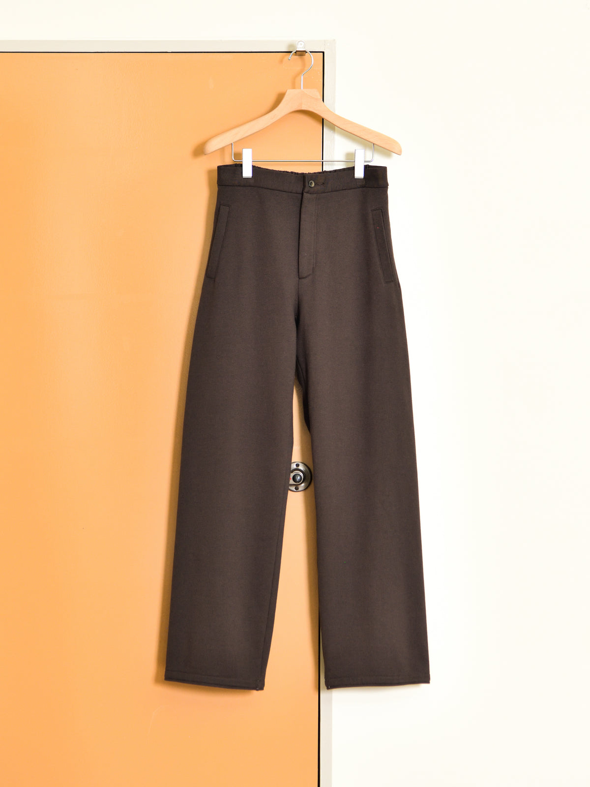 WELL ウェル Room slacks BROWN ブラウン WB26XX02 スウェット スラックス コットン cotton 26aw 春夏 日本取り扱い 名古屋 丸の内 セレクトショップ THIRD PLACE サードプレイス