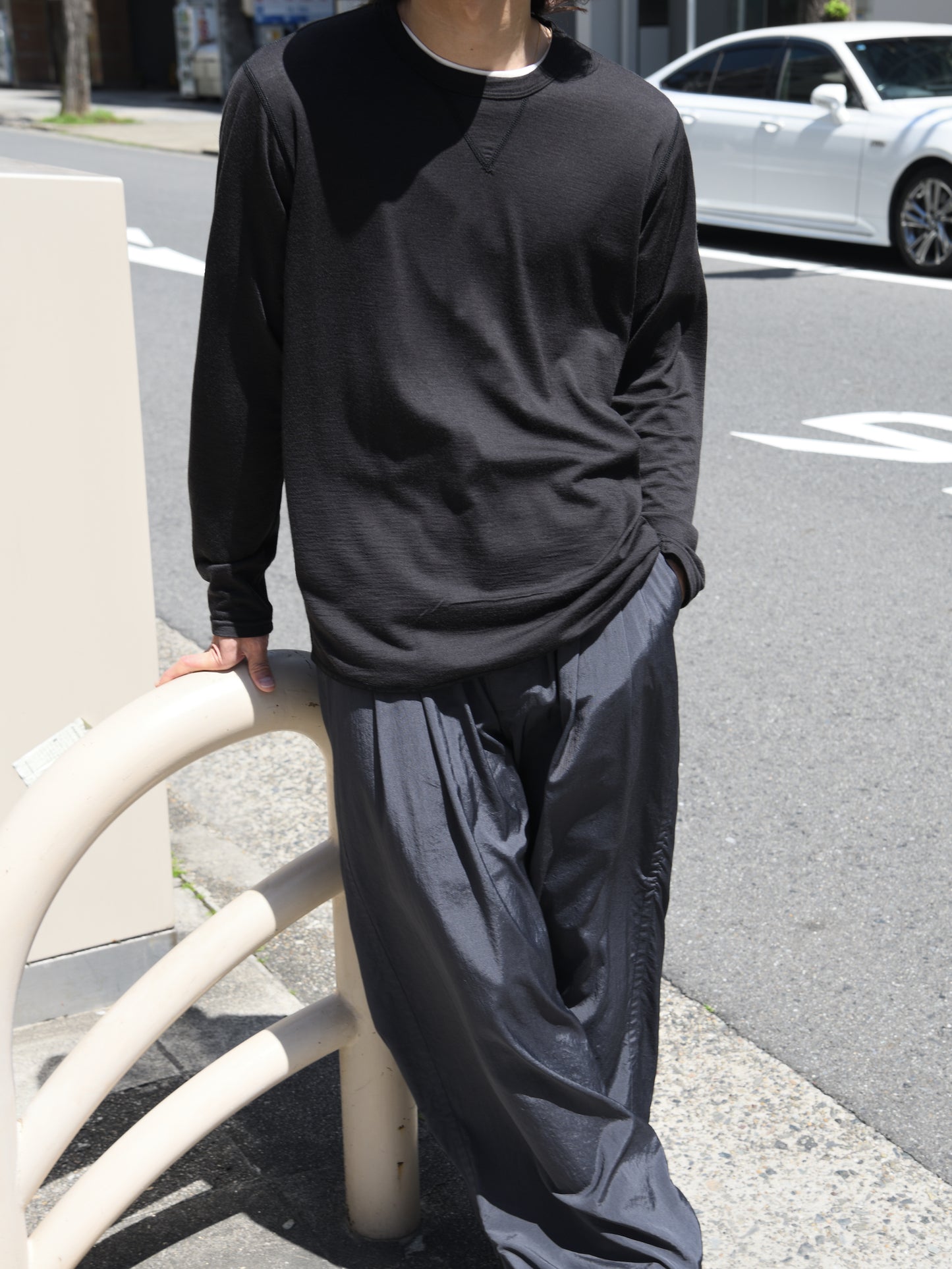 and wander アンドワンダー merino base LS T 574-6964026 メリノウール アウトドア 快適 black ブラック 日本 名古屋 セレクトショップ THIRD PLACE サードプレイス 名古屋 愛知県 東海 セレクトショップ THIRD PLACE サードプレイス