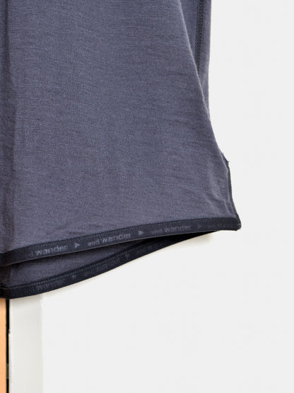 and wander アンドワンダー merino base Tank Top 574-6964028 メリノウール アウトドア 快適 オフホワイト offwhite チャコール charcoal タンクトップ 日本 名古屋 セレクトショップ THIRD PLACE サードプレイス 名古屋 愛知県 東海 セレクトショップ THIRD PLACE サードプレイス