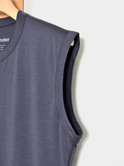 and wander アンドワンダー merino base Tank Top 574-6964028 メリノウール アウトドア 快適 オフホワイト offwhite チャコール charcoal タンクトップ 日本 名古屋 セレクトショップ THIRD PLACE サードプレイス 名古屋 愛知県 東海 セレクトショップ THIRD PLACE サードプレイス