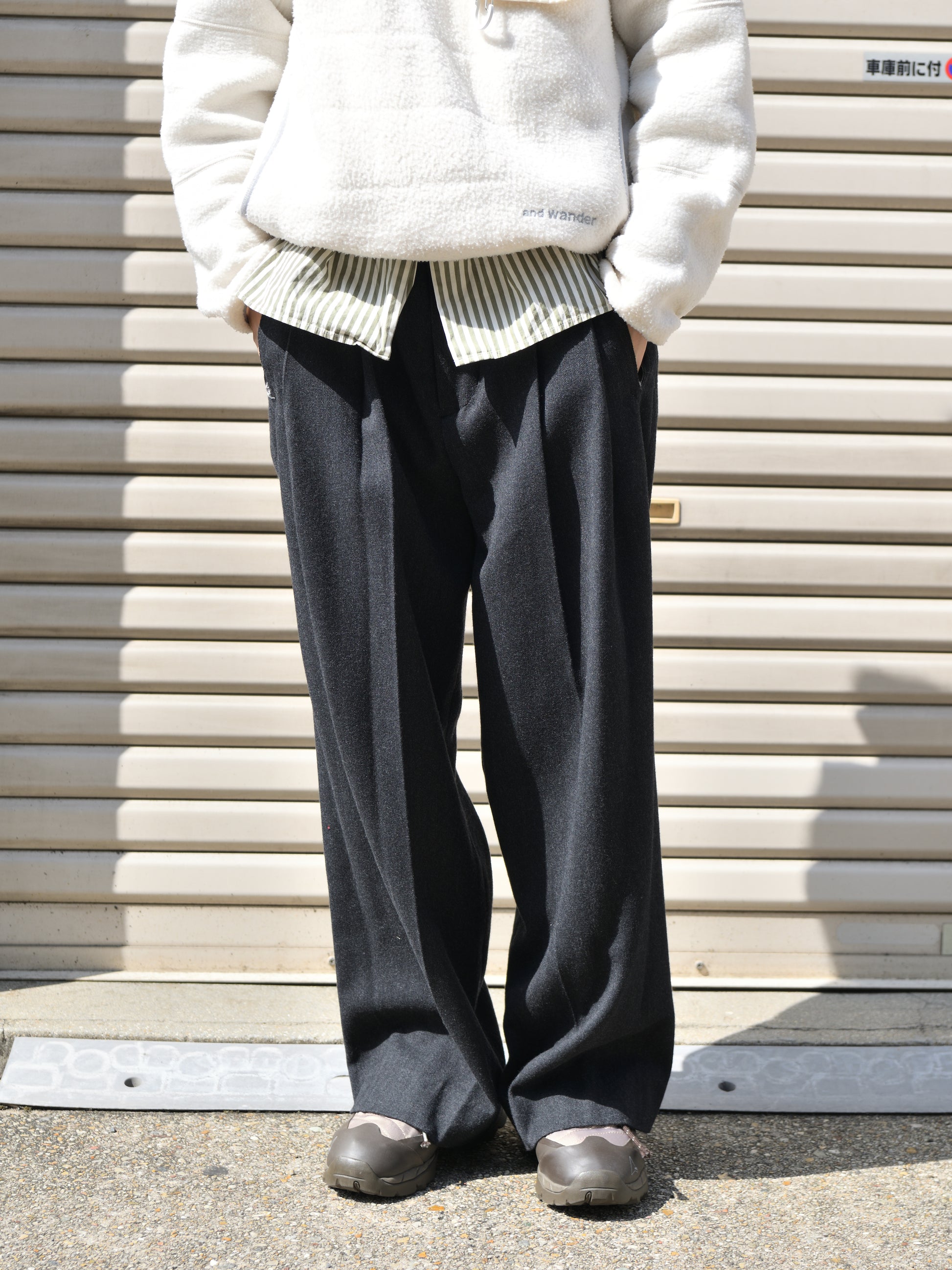 ISSUETHINGS イシューシングス 26b/118-w-00 別注 スラックス BLACK ウール 26AW 愛知県 名古屋 丸の内 ユニセックス セレクトショップ THIRD PLACE サードプレイス