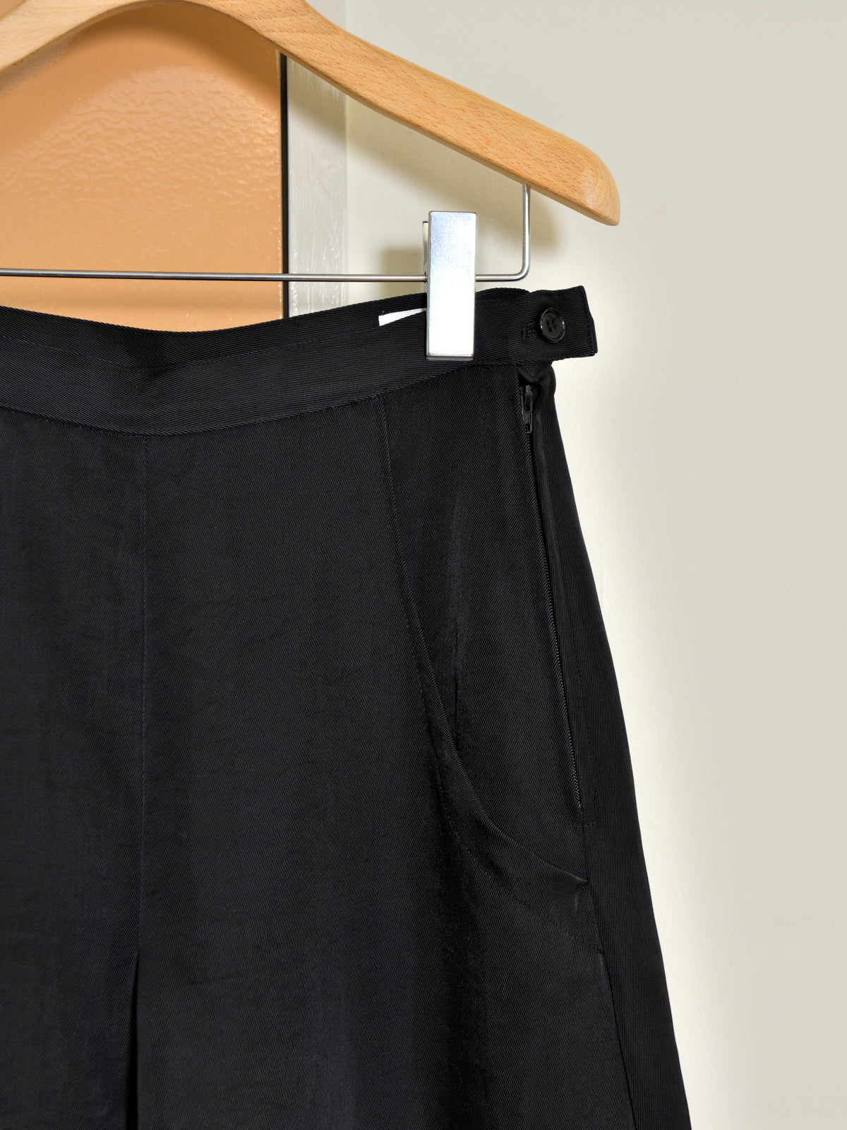 KAYLE NYLON STITCH LONG SKIRT K-1609 BLACK ブラック ナイロン レディース 26FW 日本取り扱い 名古屋 丸の内 セレクトショップ THIRD PLACE サードプレイス