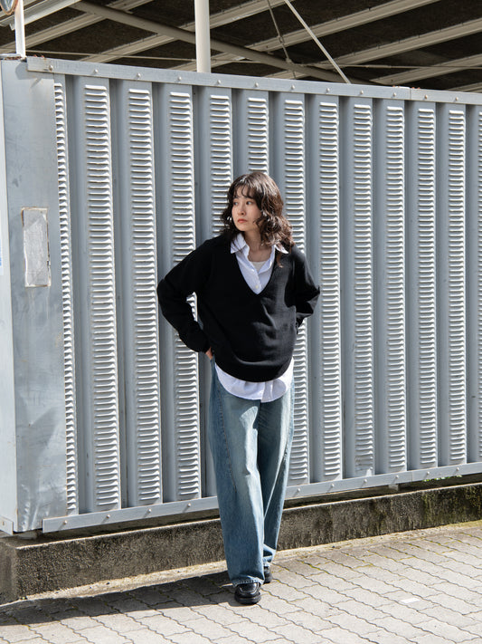 KAYLE ケイル COLLARED V-NECK KNIT BLACK K-2105 ブラック メリノウール ウール レディース 26FW 日本取り扱い 名古屋 丸の内 セレクトショップ THIRD PLACE サードプレイス