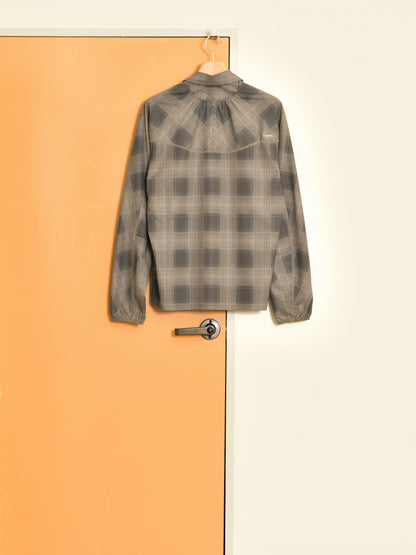 SATISFY サティスファイ Peace Shell River Shirt GREEN CHECK 11143-91F02 ポリエステル シャツ スナップボタン ランニング レギュラーカラー アウトドア 26FW 日本取り扱い 名古屋 丸の内 セレクトショップ THIRD PLACE サードプレイス