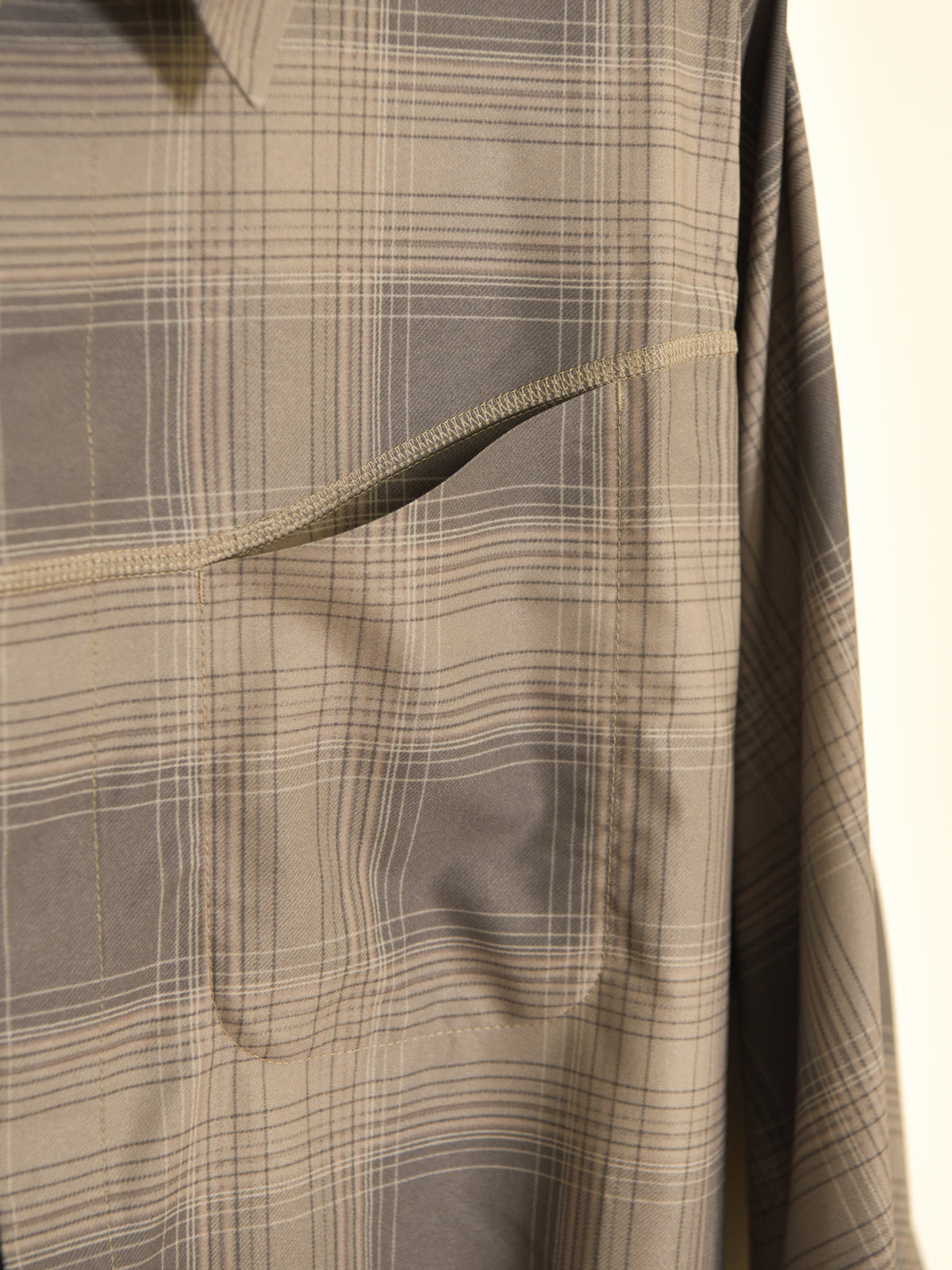 SATISFY サティスファイ Peace Shell River Shirt GREEN CHECK 11143-91F02 ポリエステル シャツ スナップボタン ランニング レギュラーカラー アウトドア 26FW 日本取り扱い 名古屋 丸の内 セレクトショップ THIRD PLACE サードプレイス