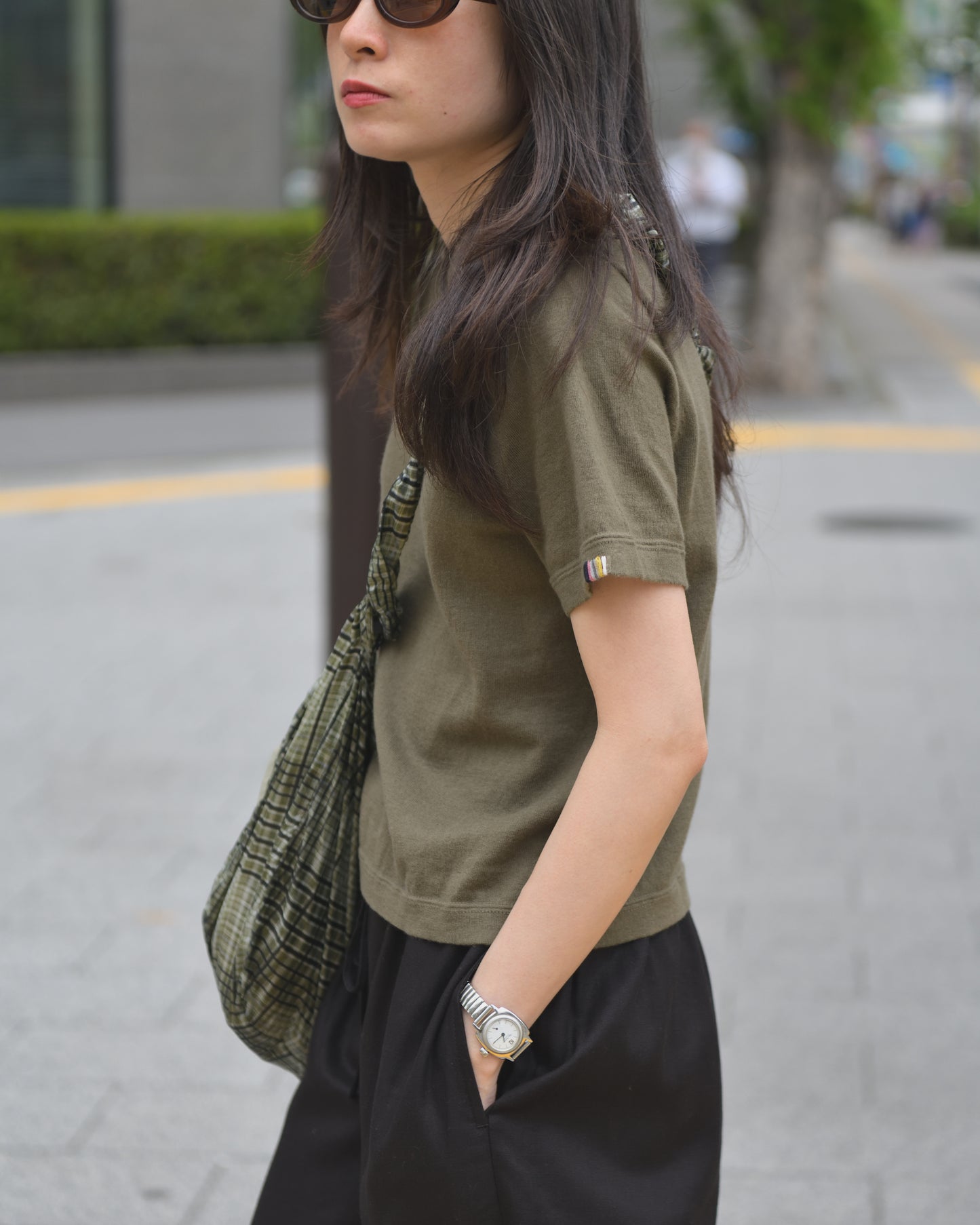 extreme cashmere エクストリームカシミヤ tina n.267 ARMY オリーブ カシミヤ コットン ユニセックス オランダ 26SS 日本取り扱い 名古屋 丸の内 セレクトショップ THIRD PLACE サードプレイス